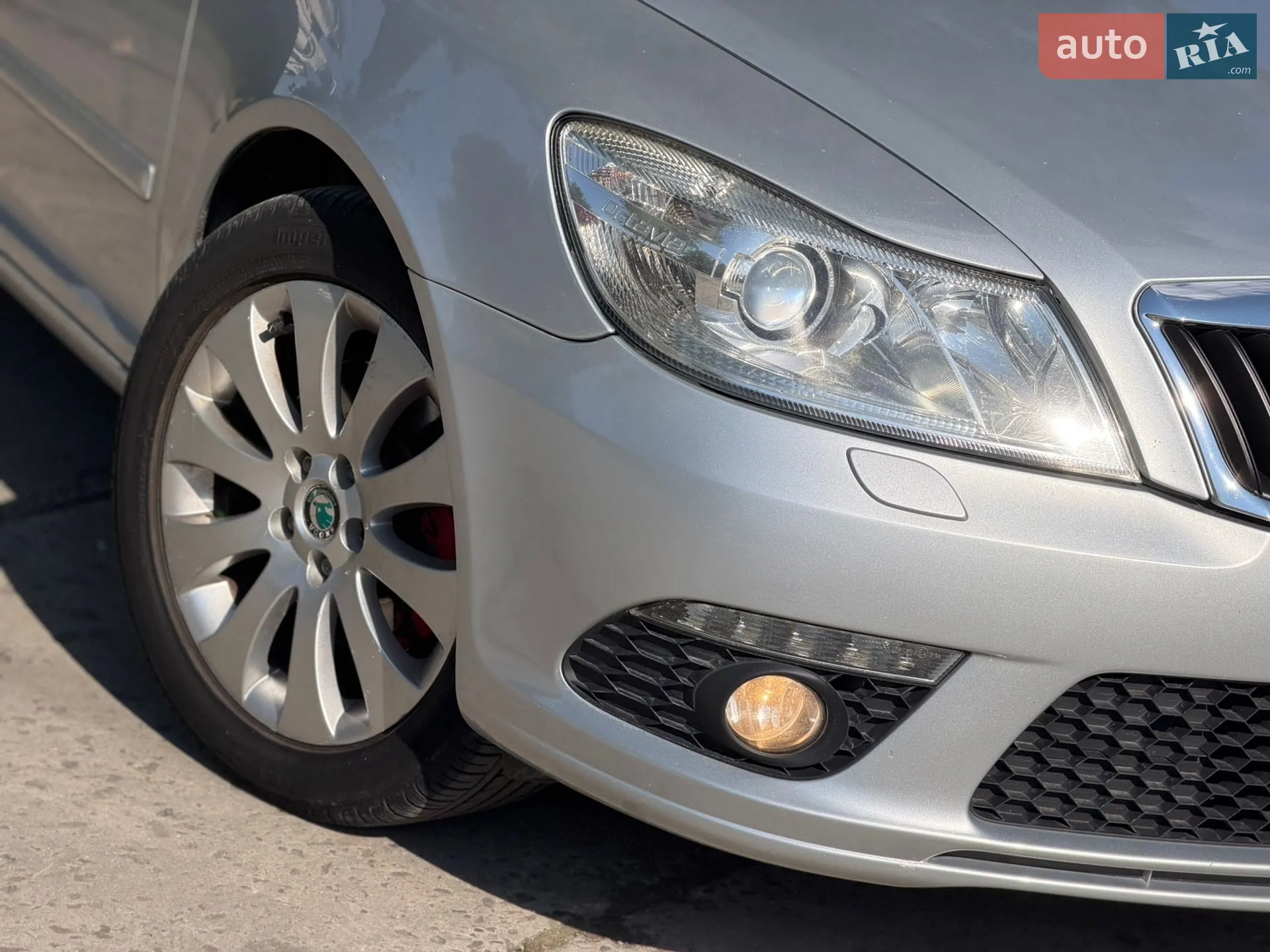 2010 Skoda Octavia - мініатюра 10