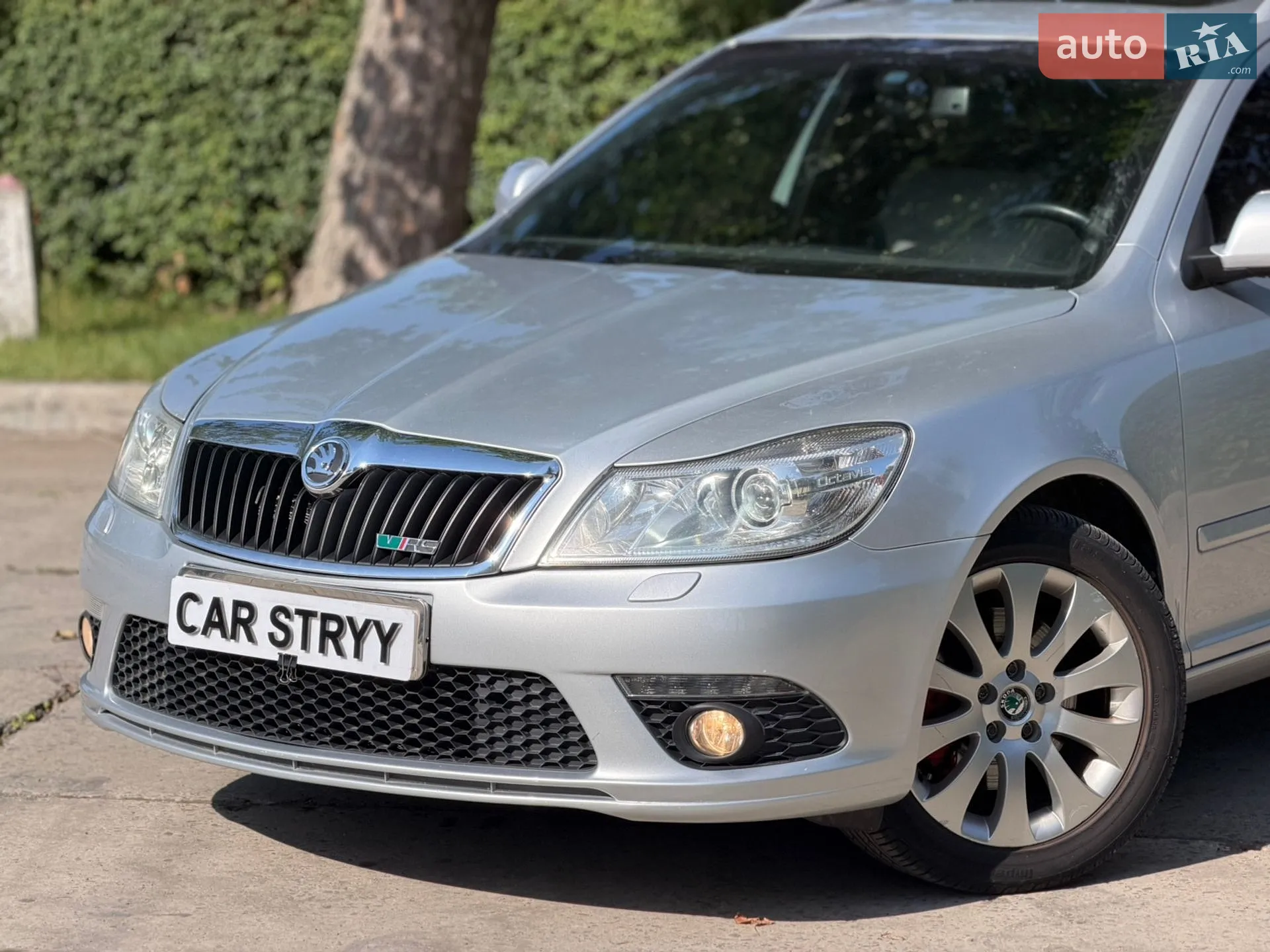 2010 Skoda Octavia - мініатюра 16
