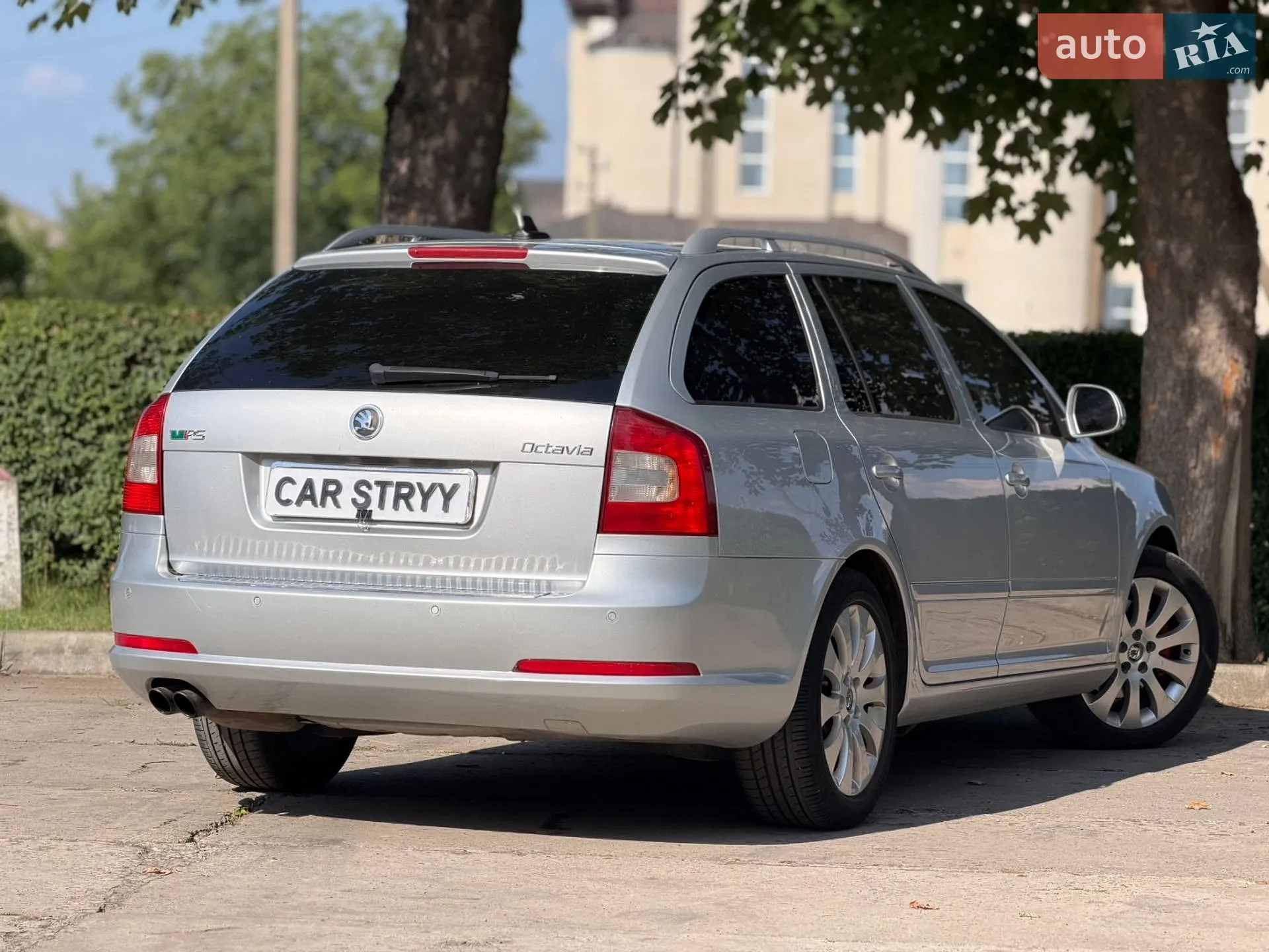 2010 Skoda Octavia - мініатюра 19