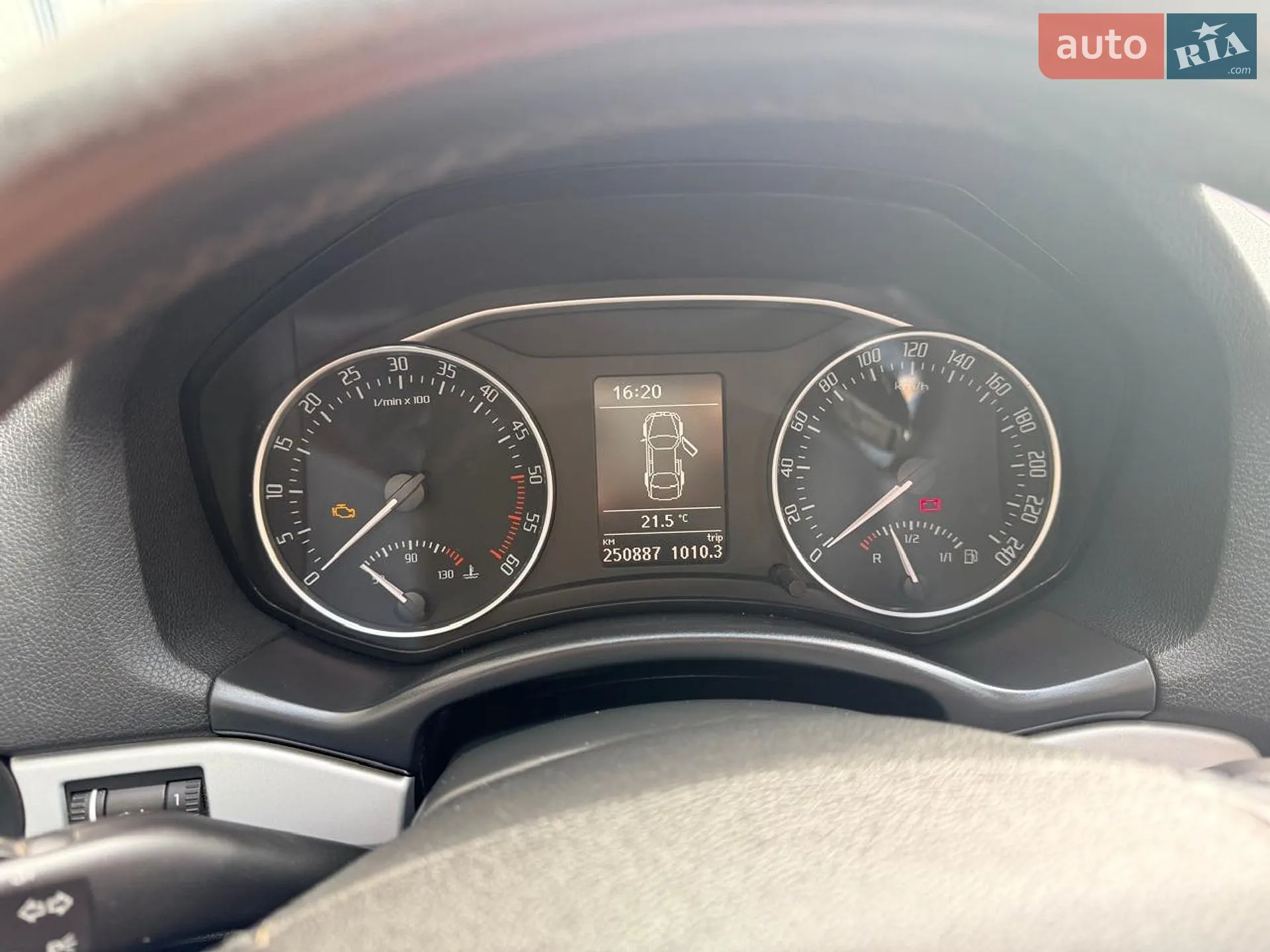 2011 Skoda Octavia - мініатюра 21