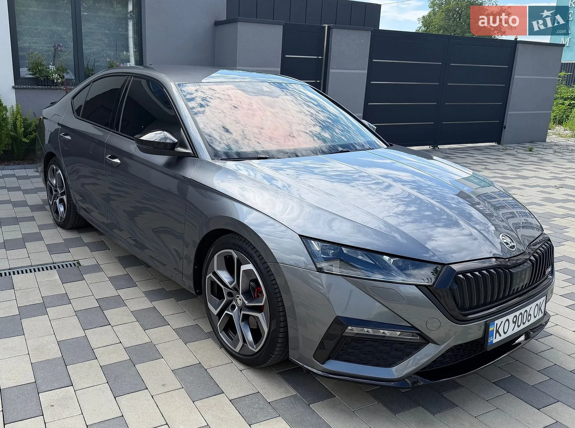 2023 Skoda Octavia - фото 1