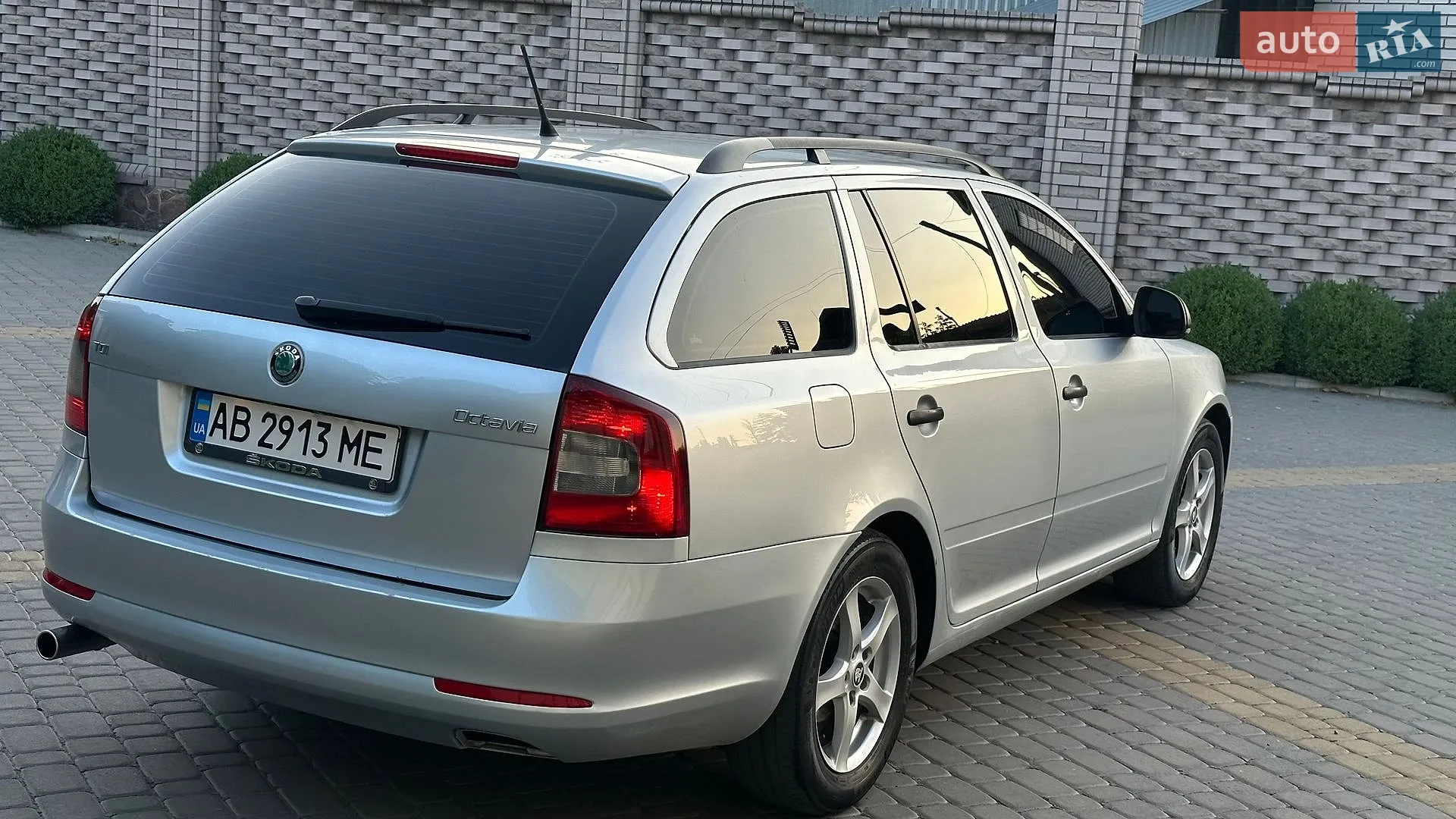 2011 Skoda Octavia - мініатюра 11