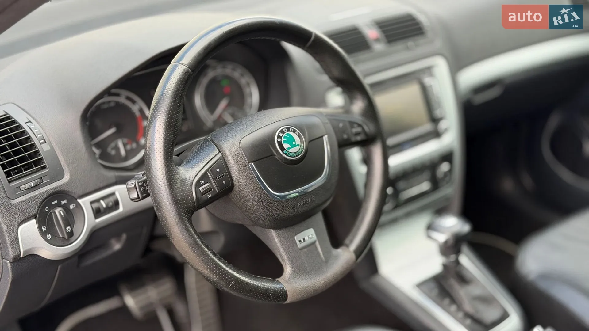 2011 Skoda Octavia - мініатюра 31