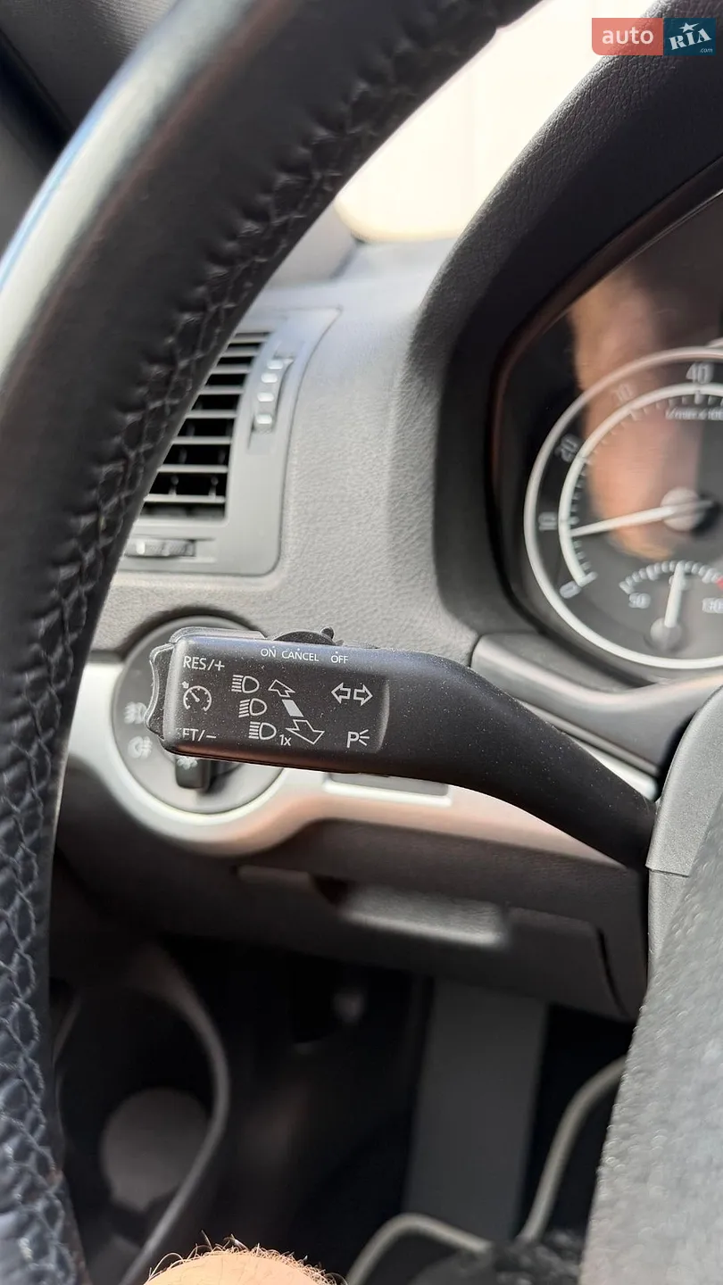 2011 Skoda Octavia - мініатюра 75