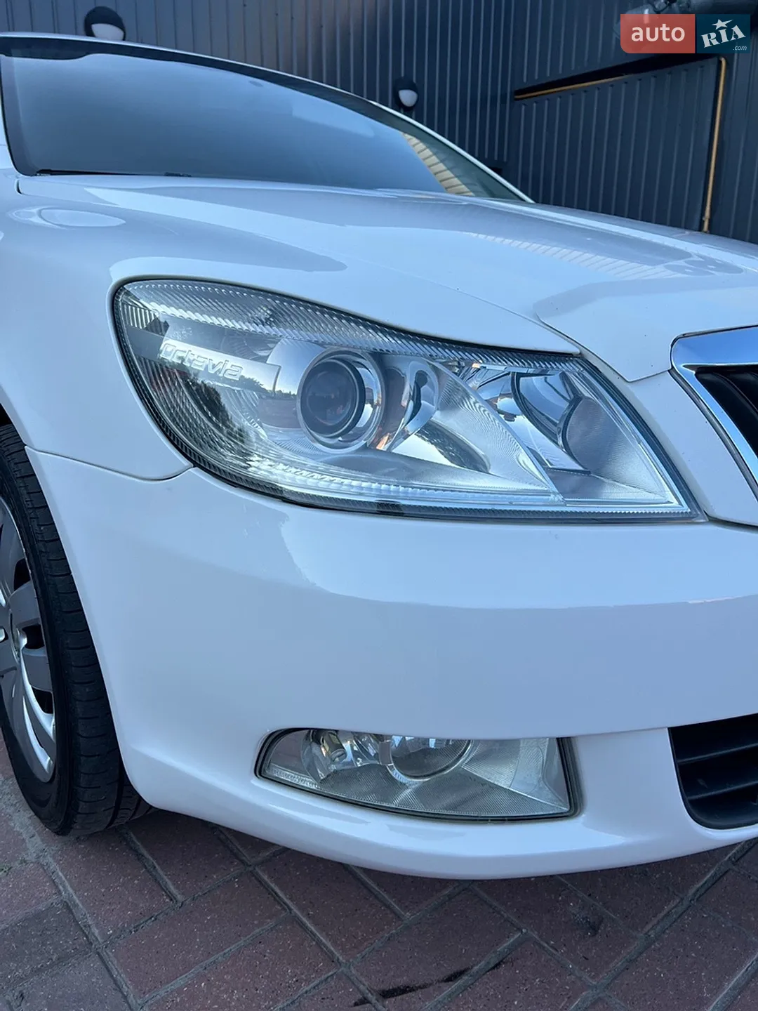 2010 Skoda Octavia - мініатюра 10