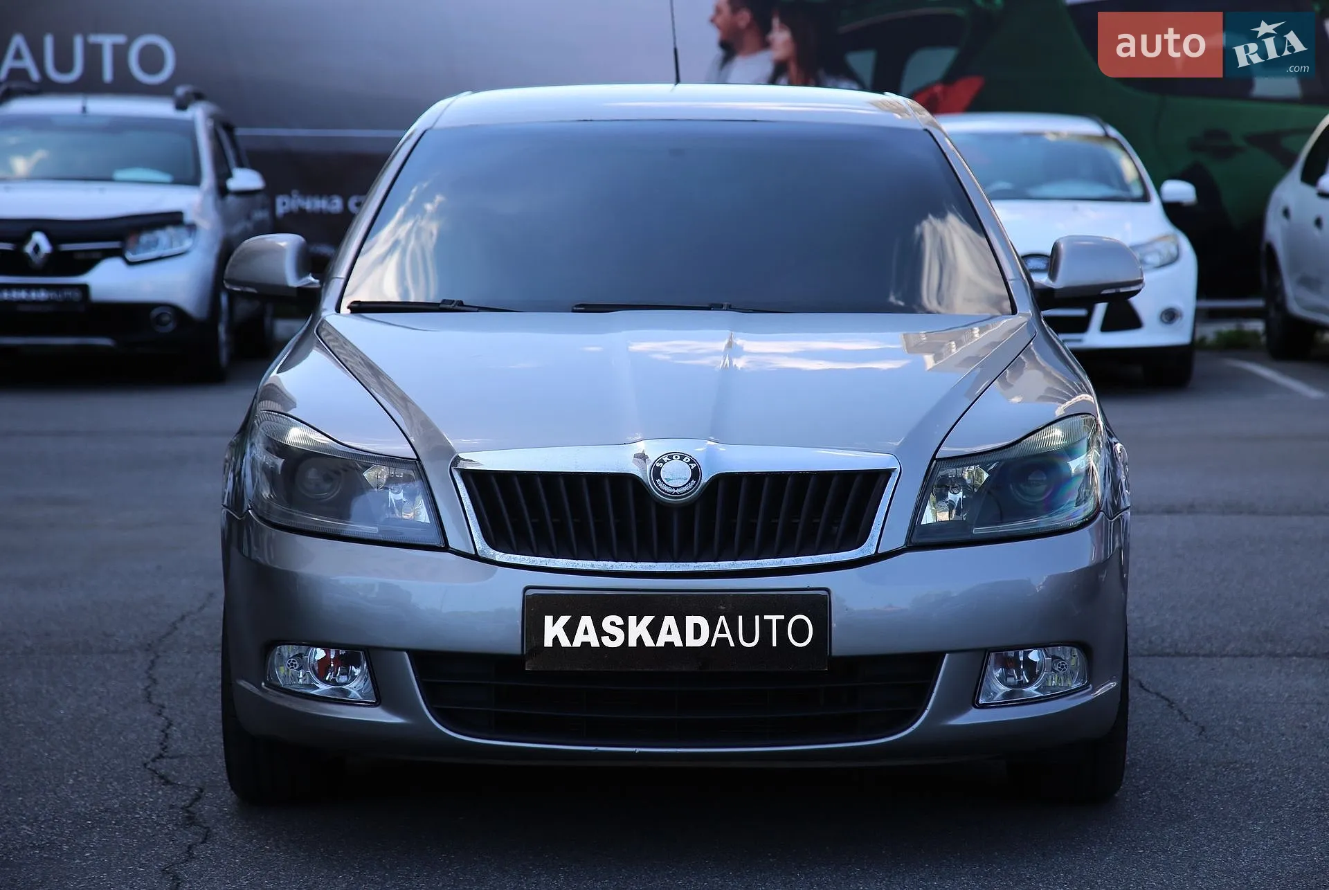 2010 Skoda Octavia - мініатюра 2