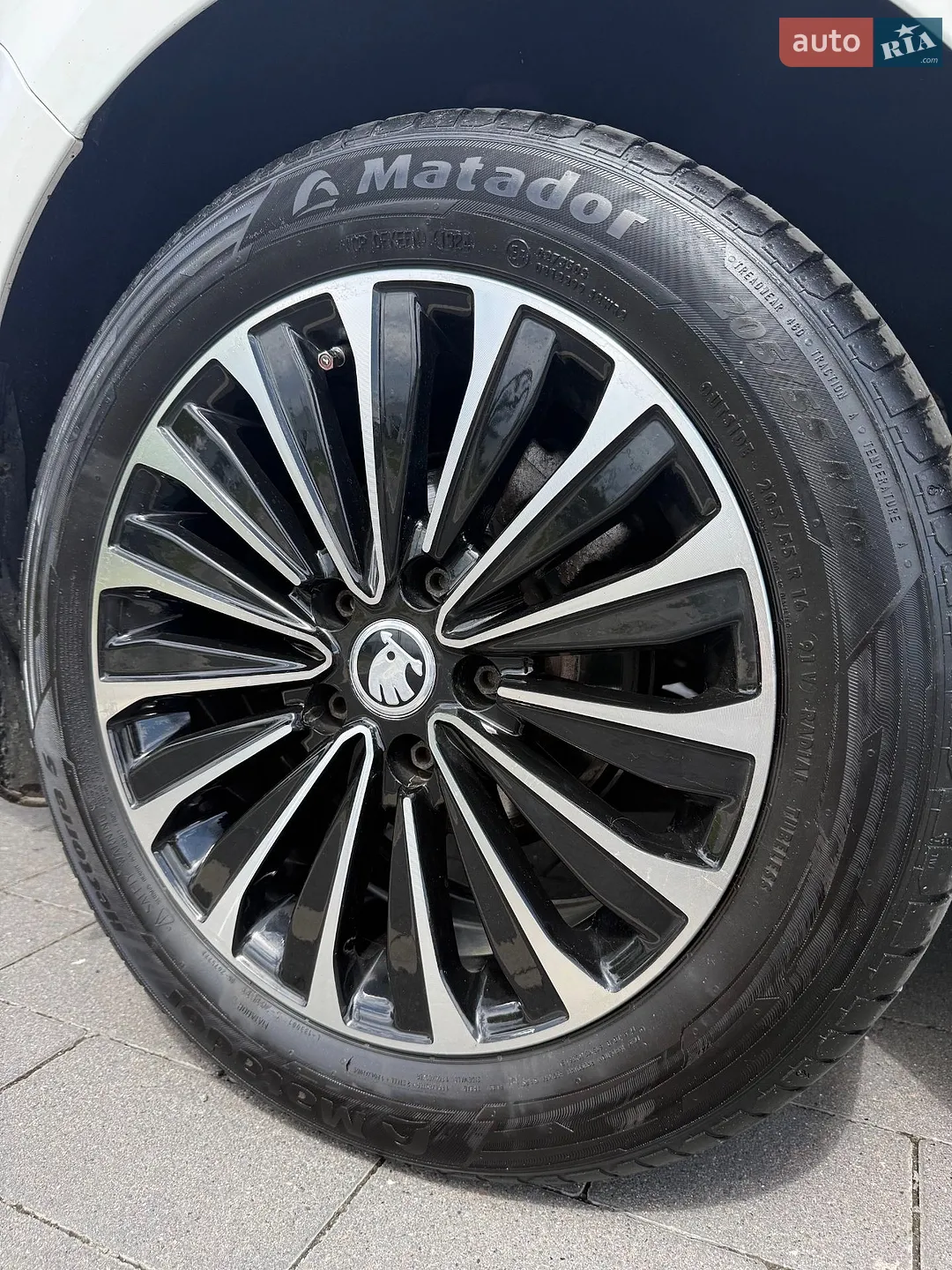 2015 Skoda Octavia - мініатюра 13
