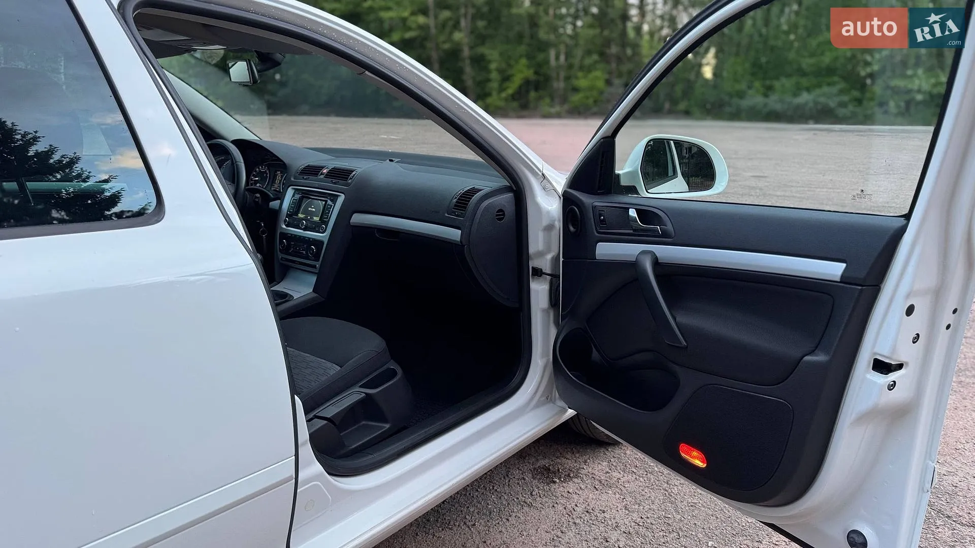 2012 Skoda Octavia - мініатюра 28