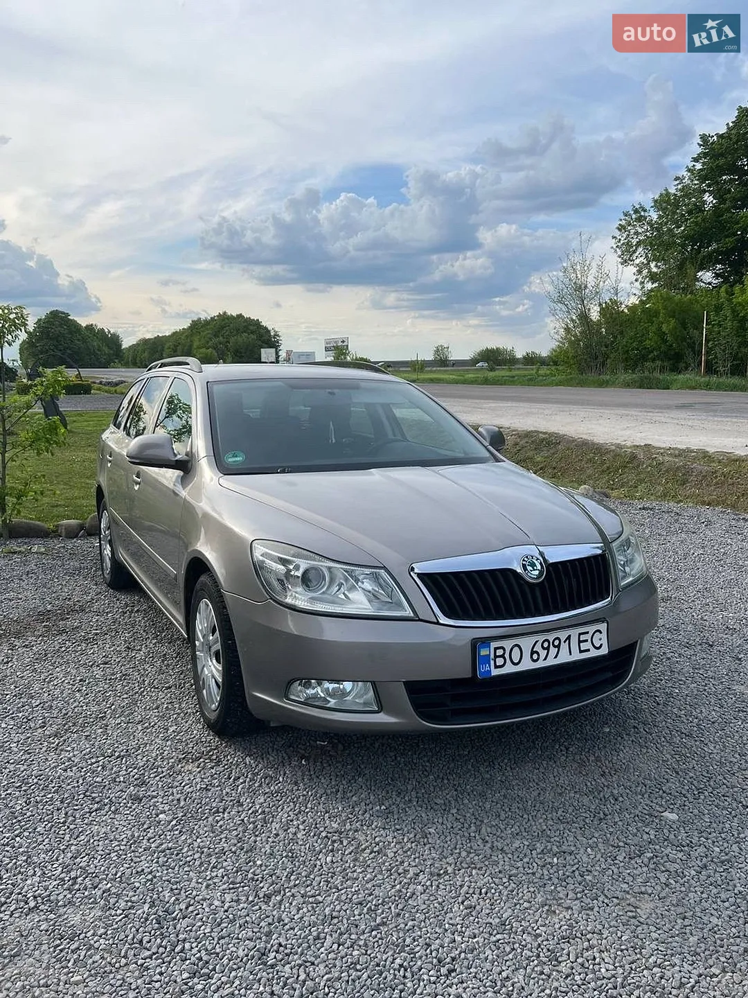 2010 Skoda Octavia - мініатюра 3