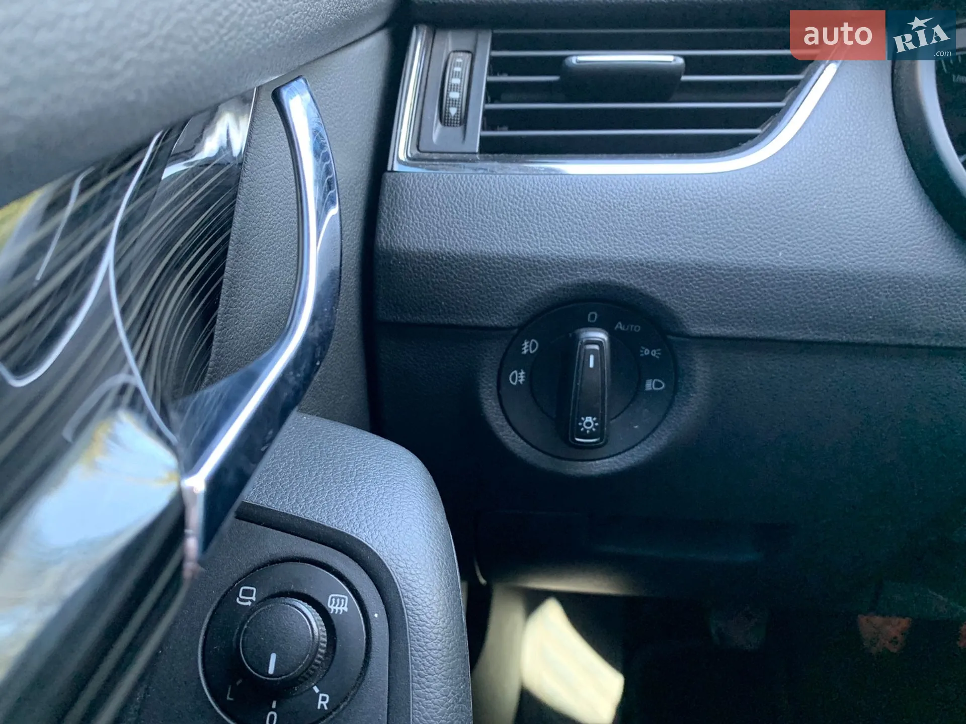 2018 Skoda Octavia - мініатюра 12