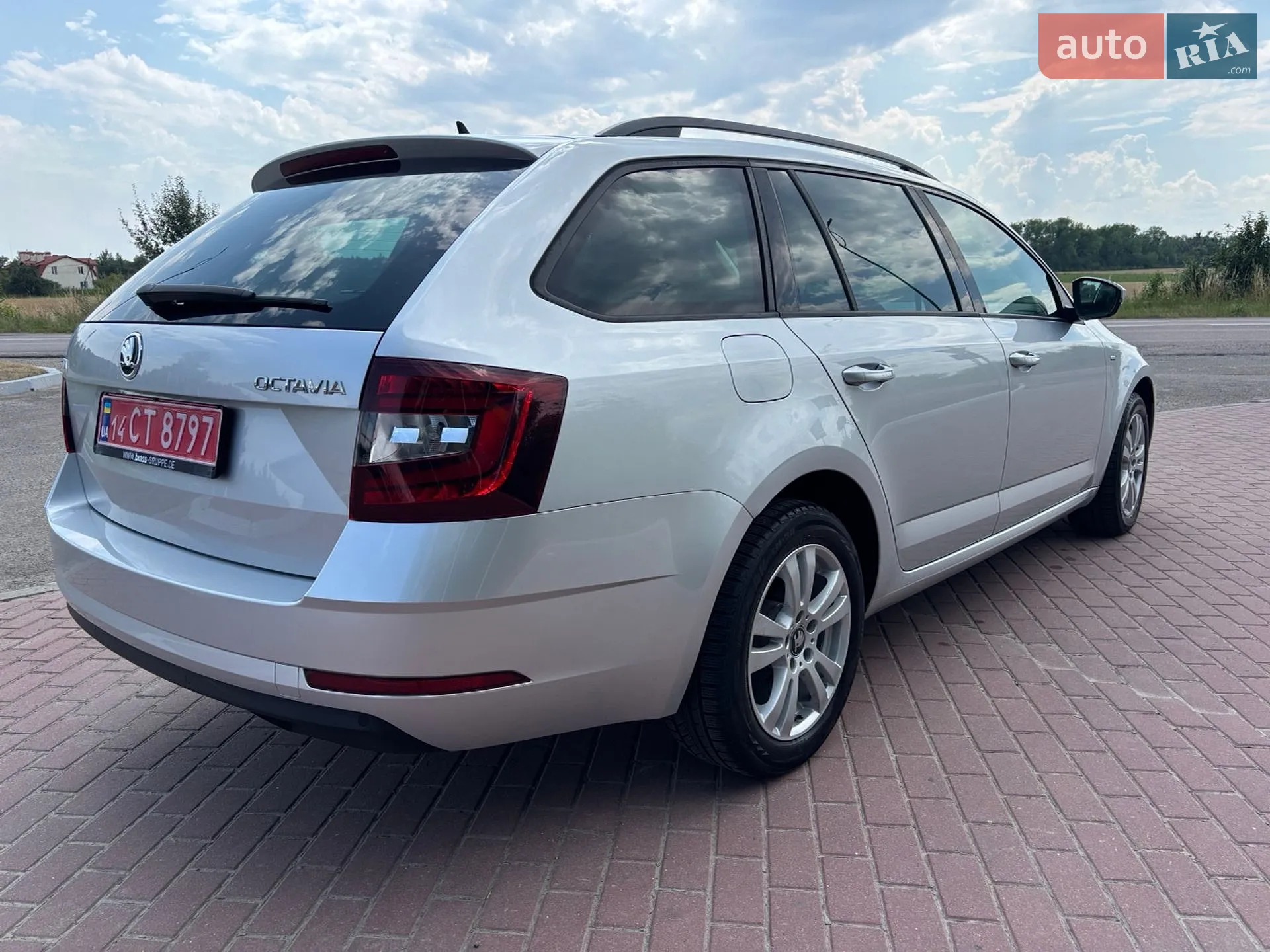 2017 Skoda Octavia - мініатюра 6