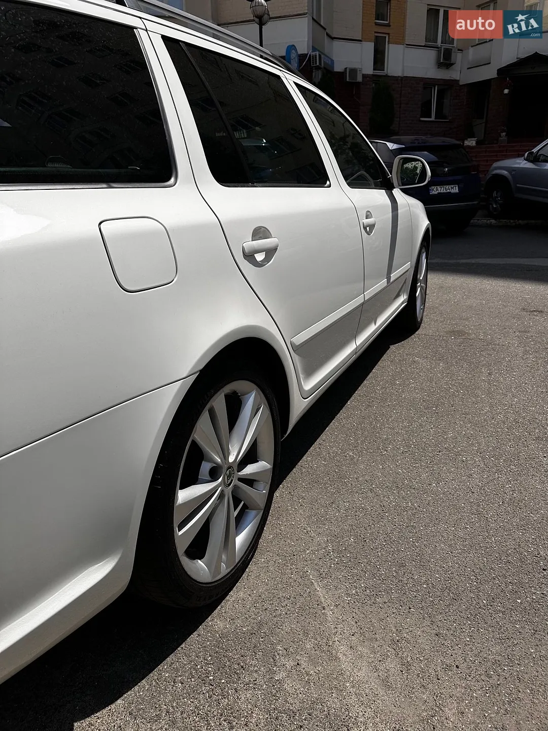2010 Skoda Octavia - мініатюра 8