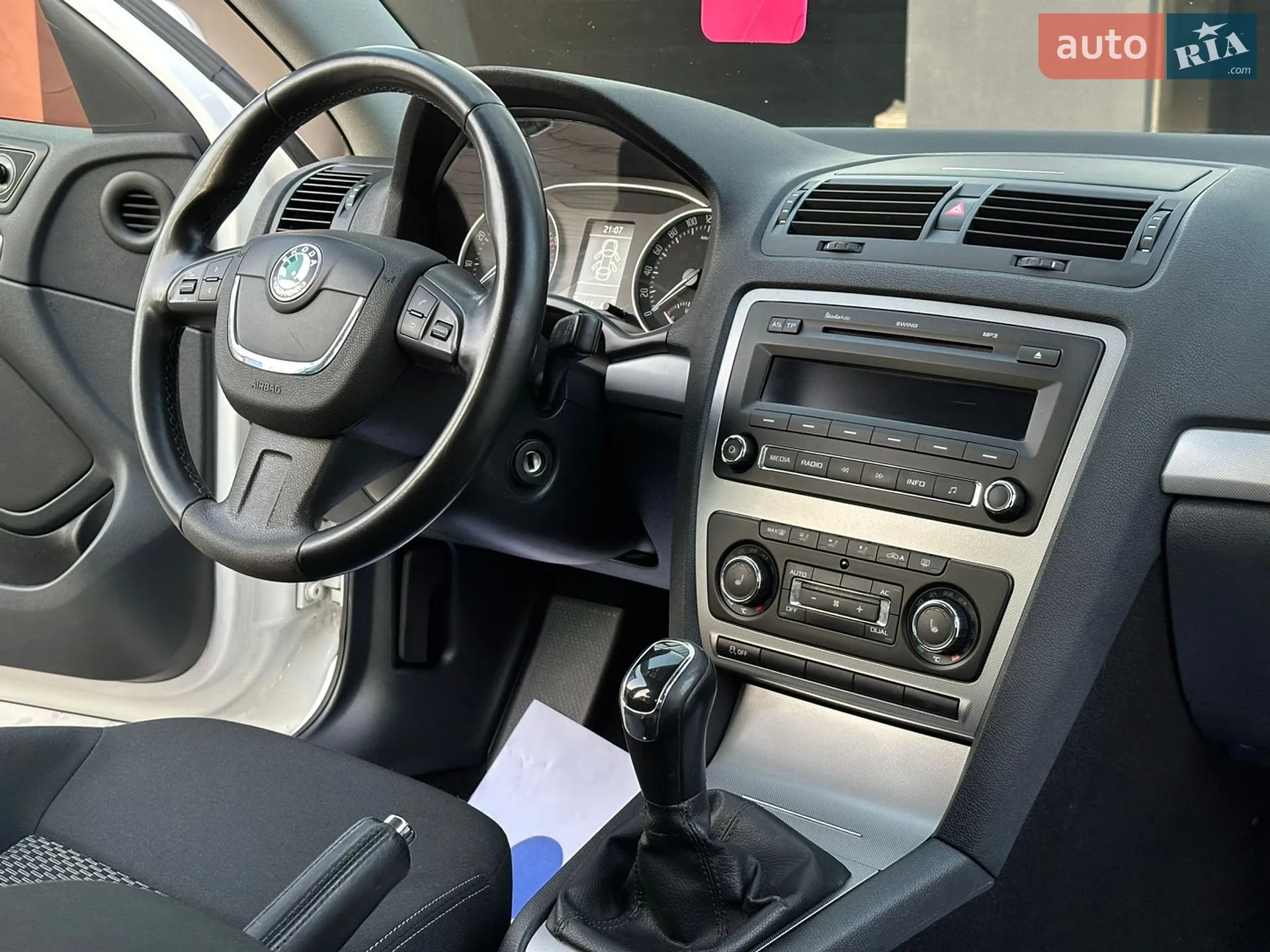 2012 Skoda Octavia - мініатюра 13