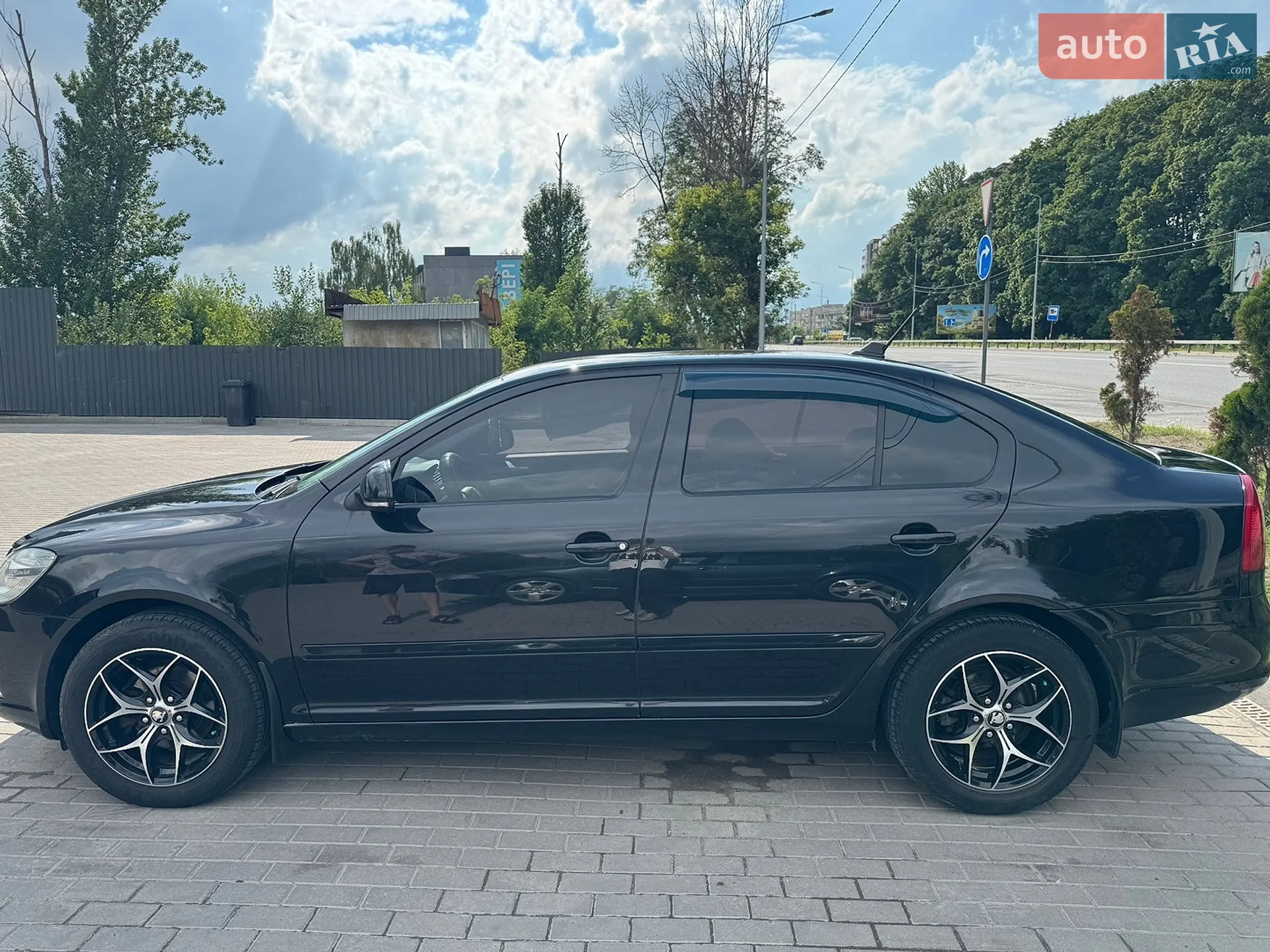 2011 Skoda Octavia - мініатюра 6