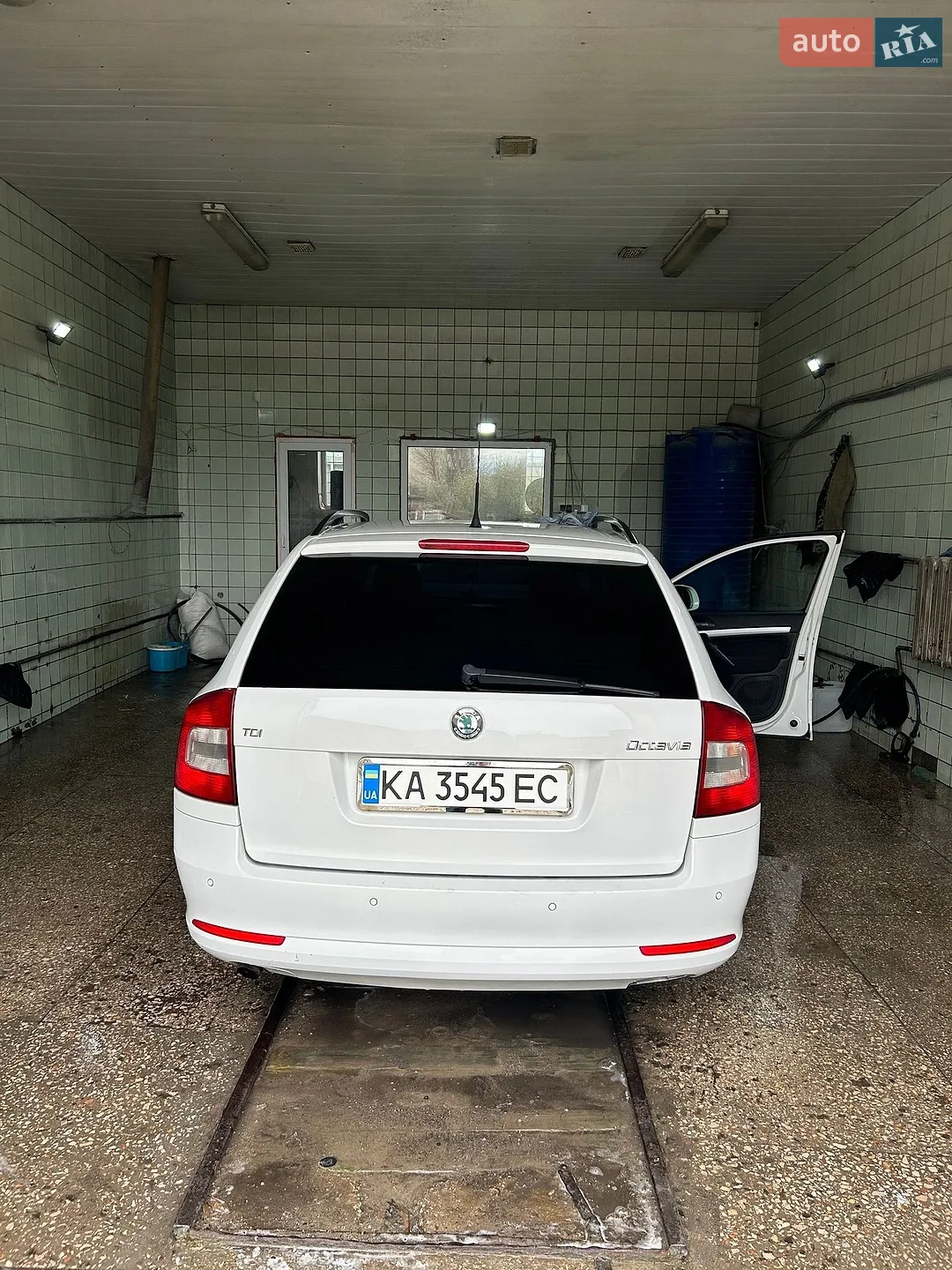 2010 Skoda Octavia - мініатюра 6