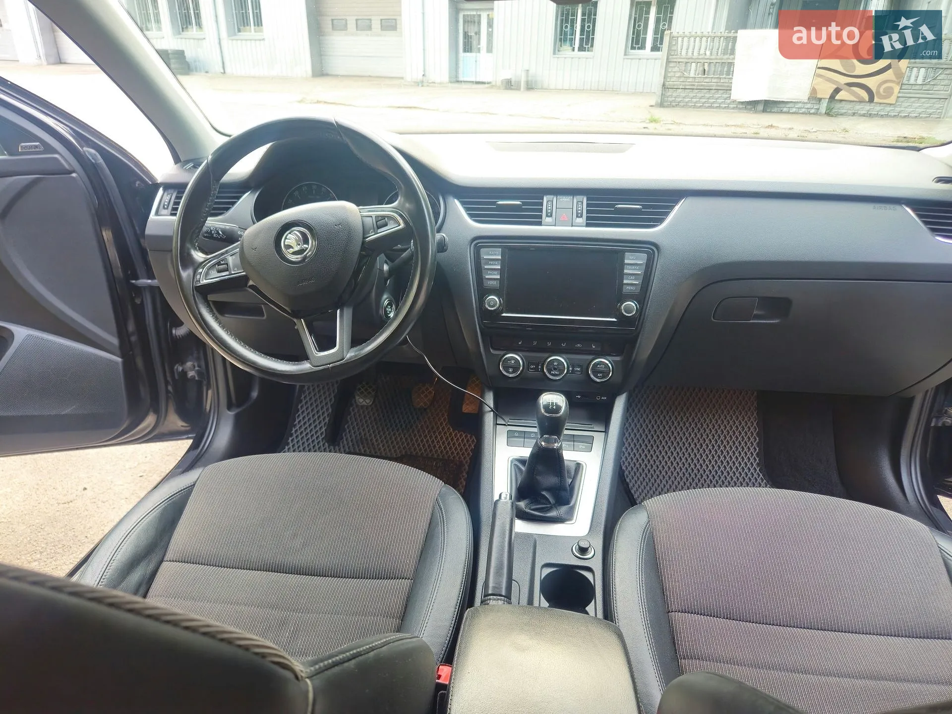 2016 Skoda Octavia - мініатюра 28