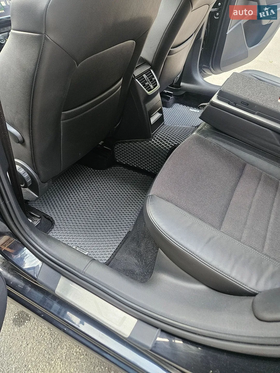 2016 Skoda Octavia - мініатюра 57
