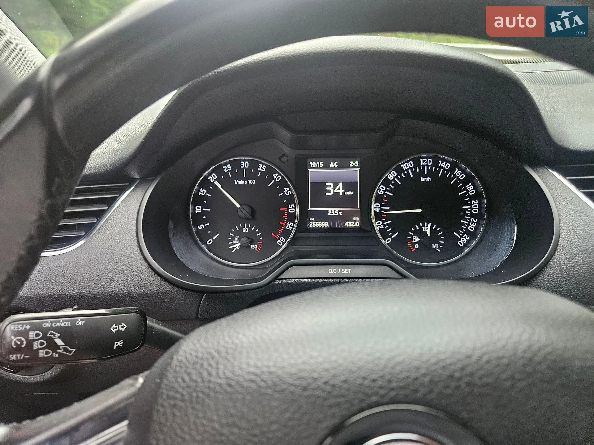 2016 Skoda Octavia - мініатюра 74