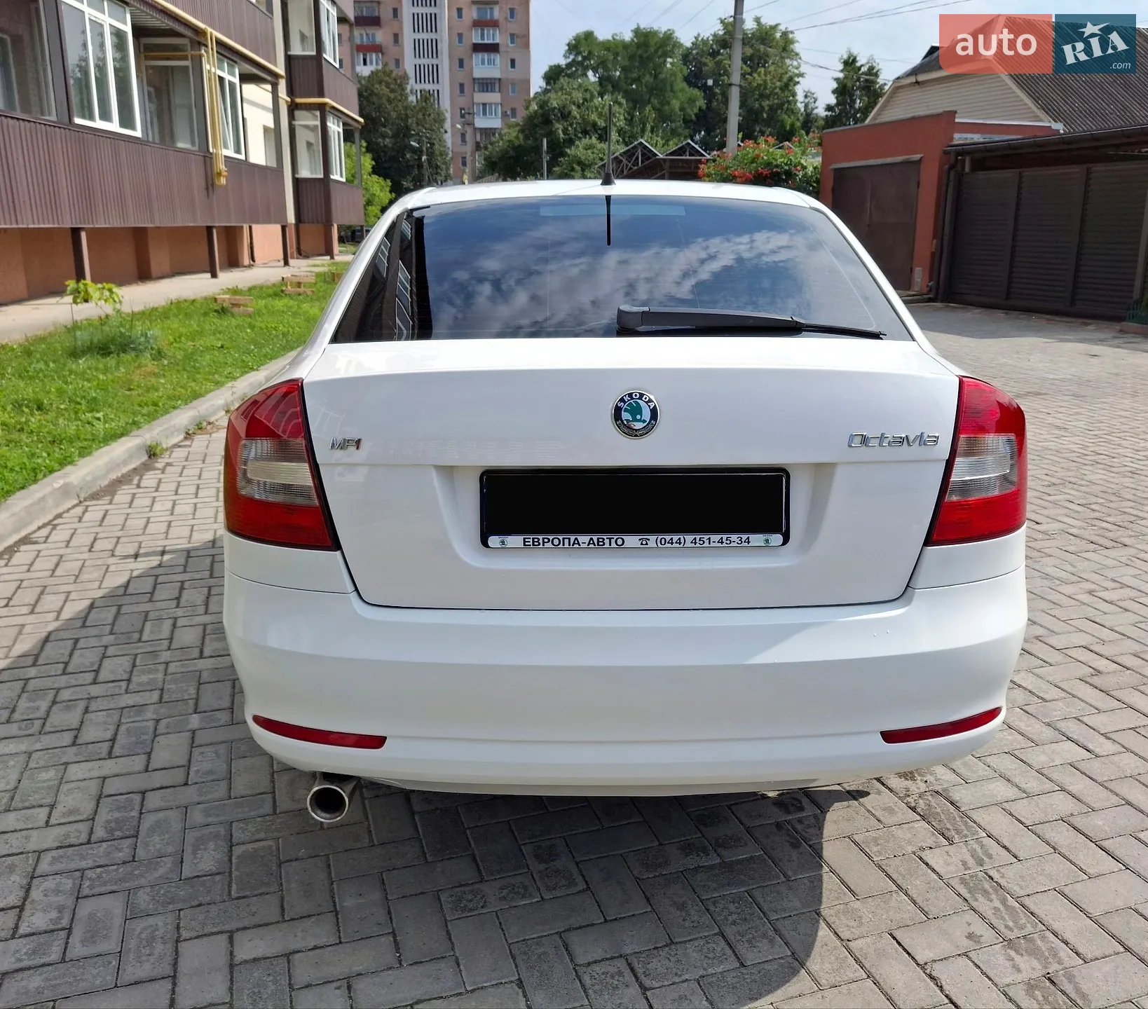 2011 Skoda Octavia - мініатюра 8