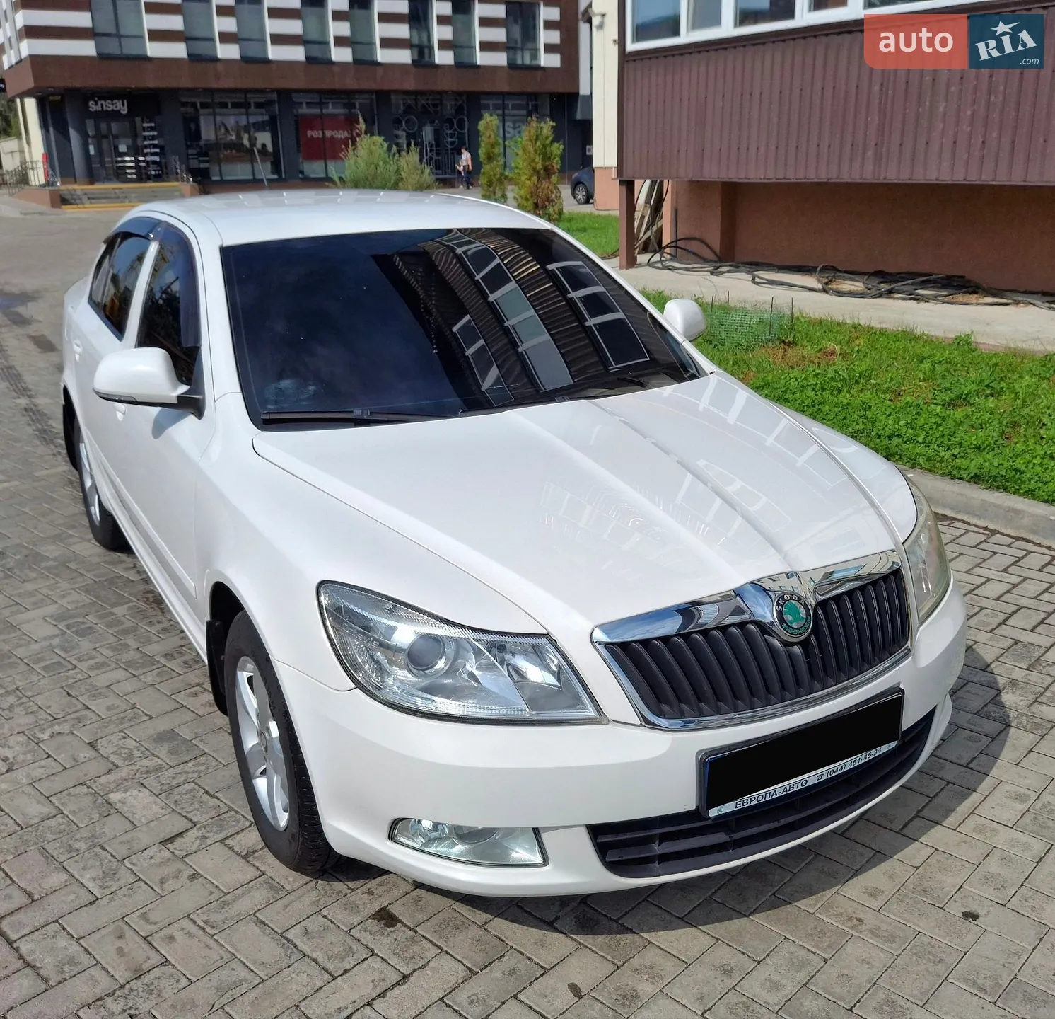 2011 Skoda Octavia - мініатюра 5