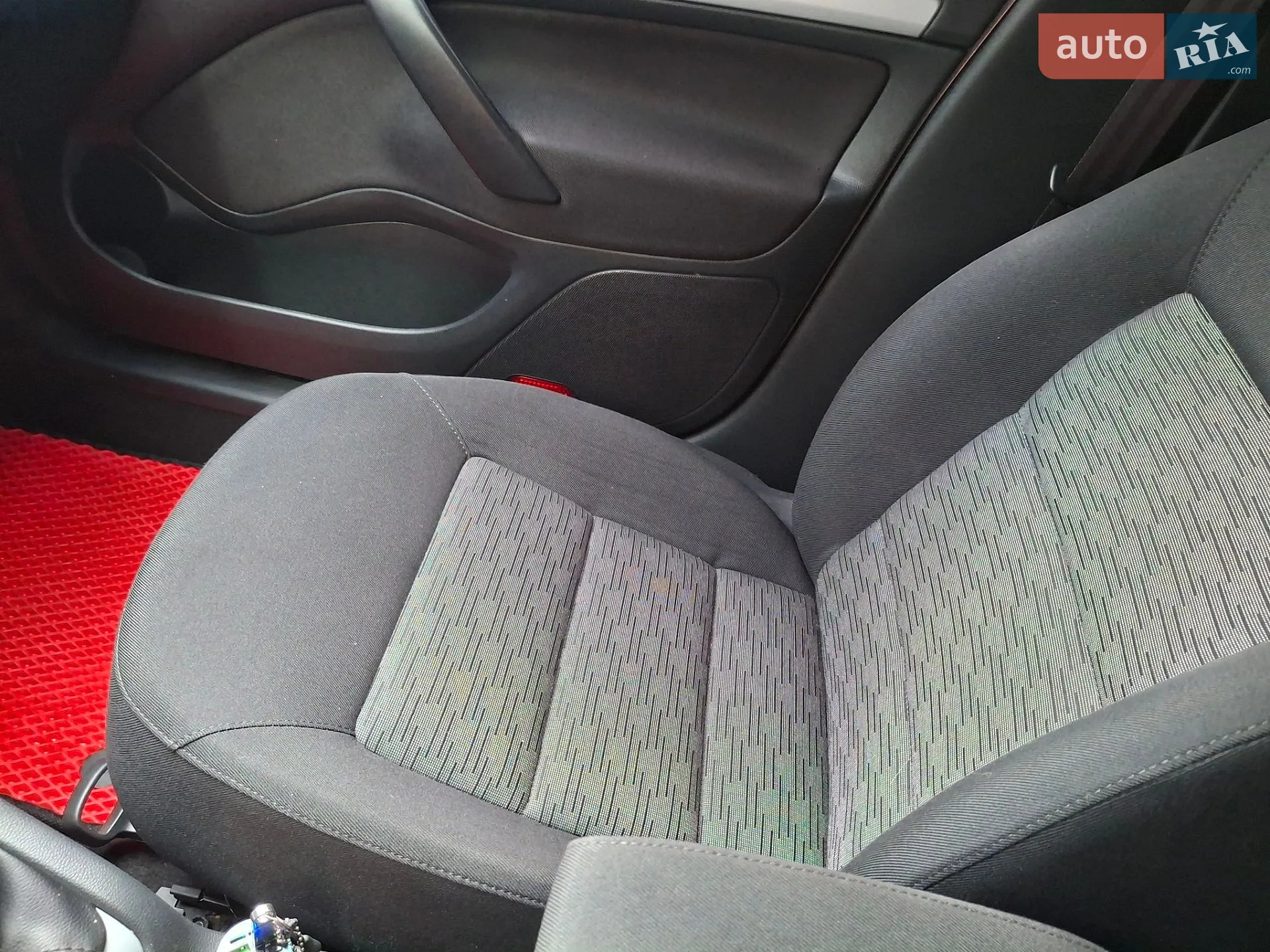 2011 Skoda Octavia - мініатюра 23