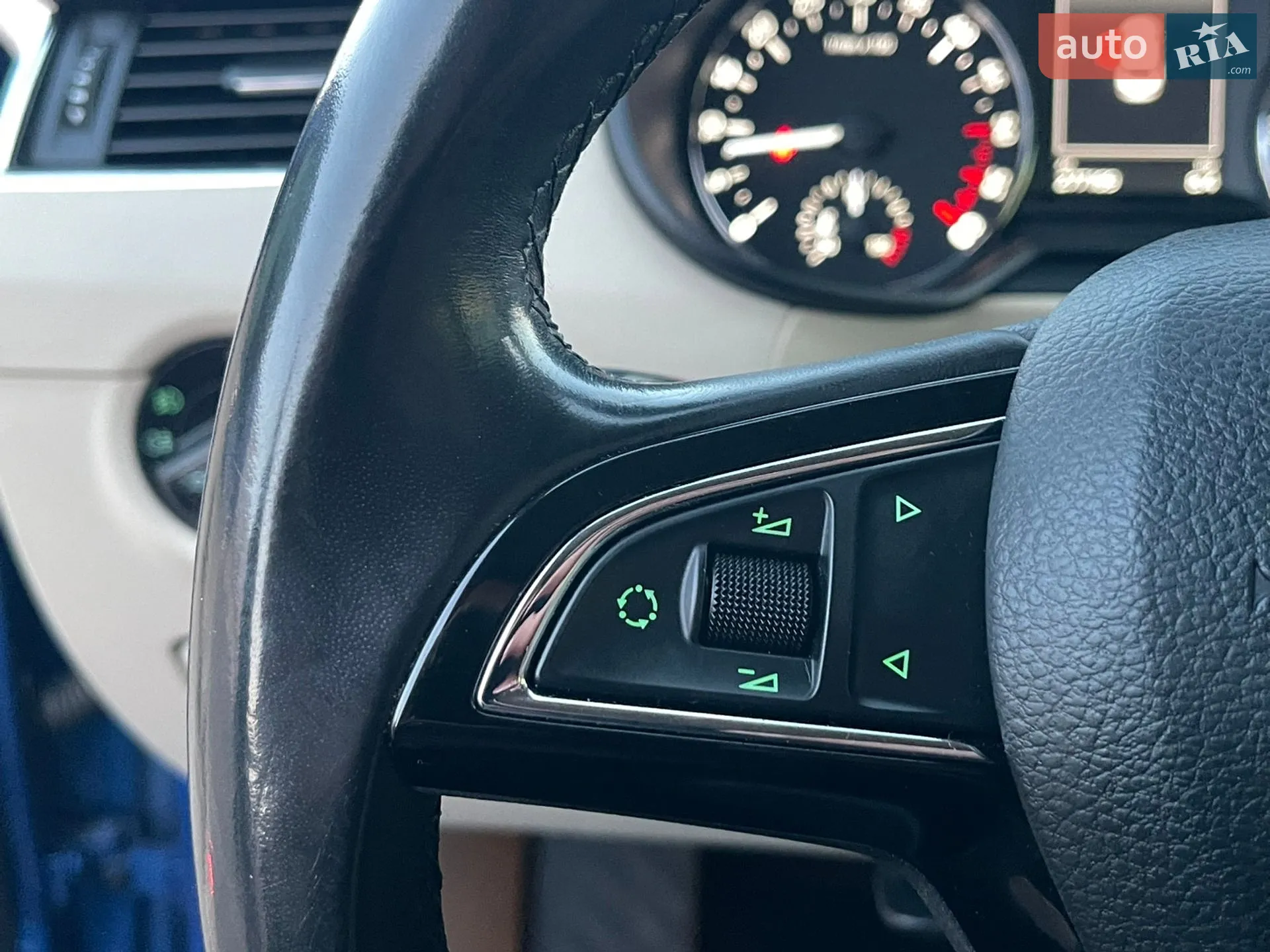 2013 Skoda Octavia - мініатюра 38
