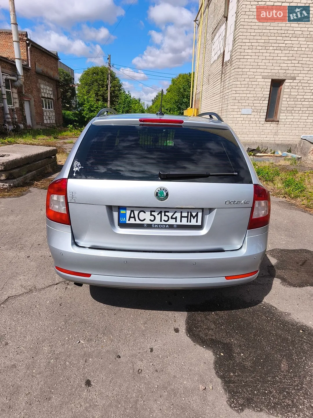 2010 Skoda Octavia - мініатюра 13