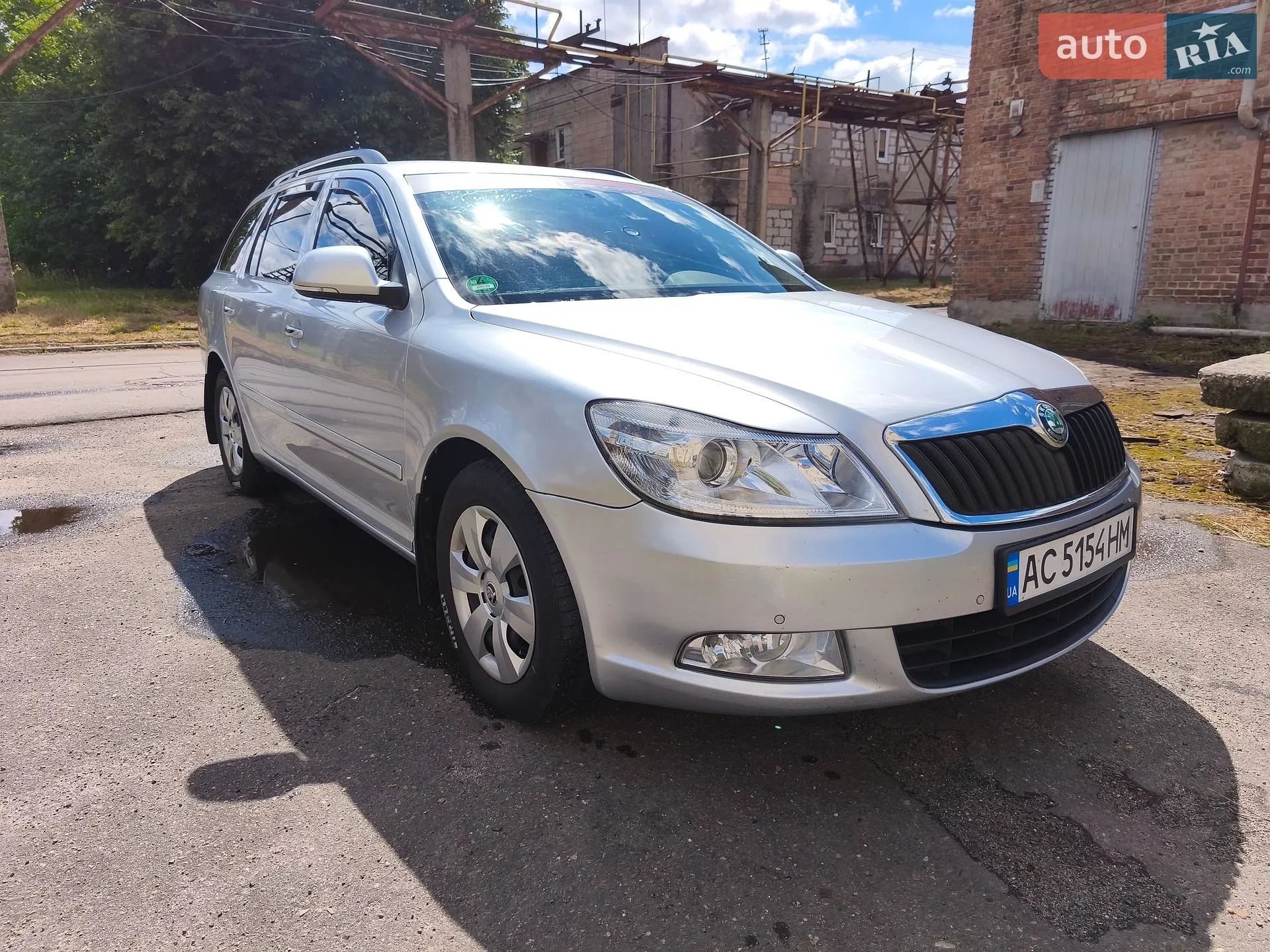 2010 Skoda Octavia - фото 1