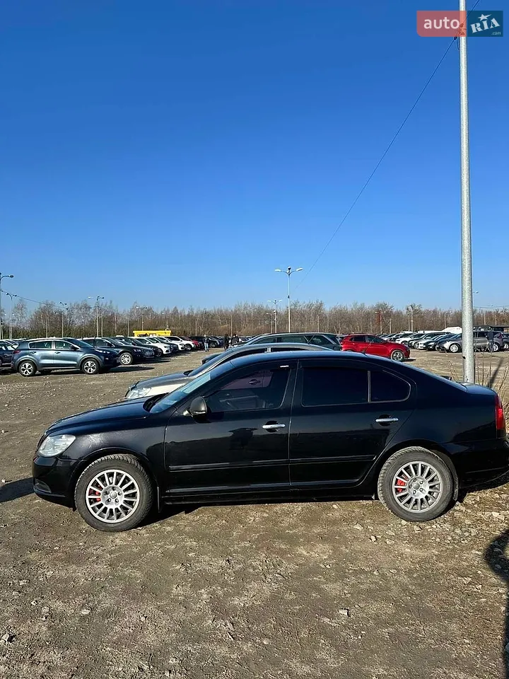 2011 Skoda Octavia - мініатюра 37