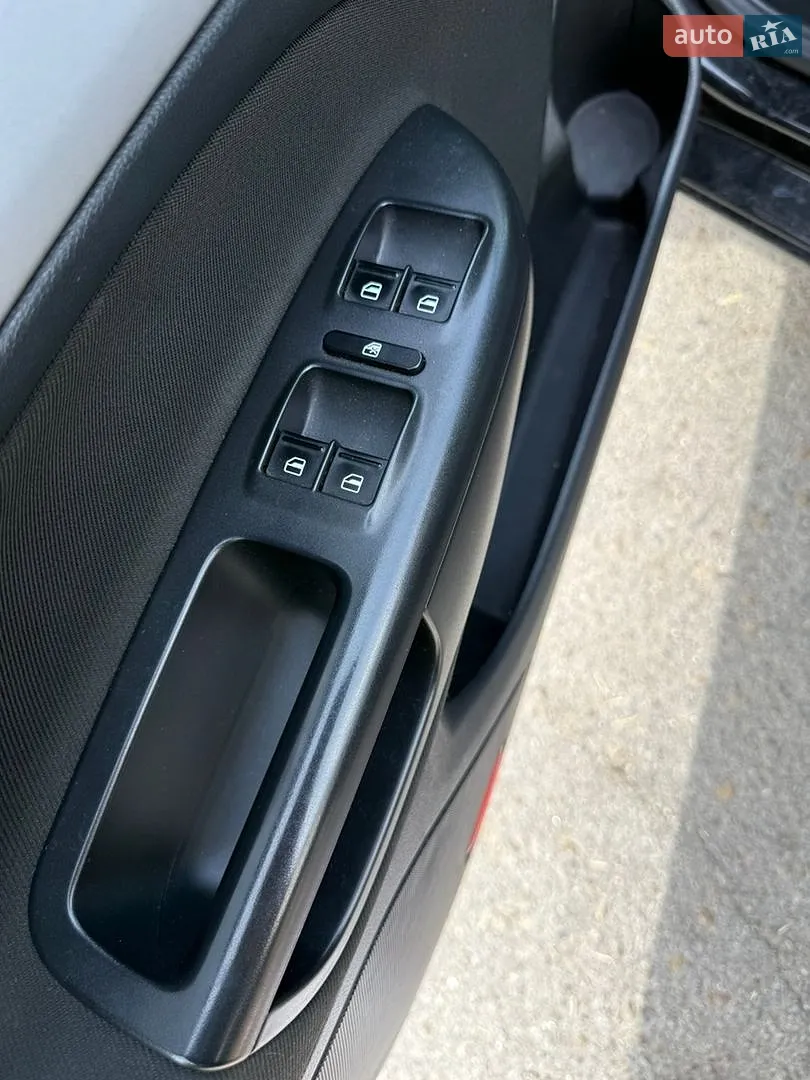 2012 Skoda Octavia - мініатюра 34