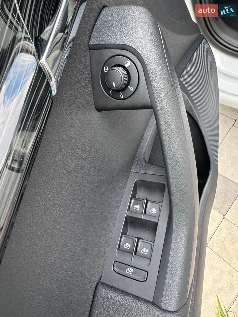 2017 Skoda Octavia - мініатюра 16