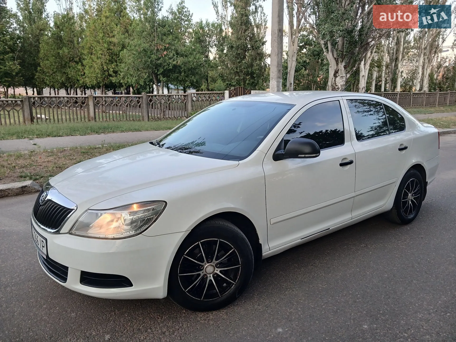 2010 Skoda Octavia - мініатюра 8