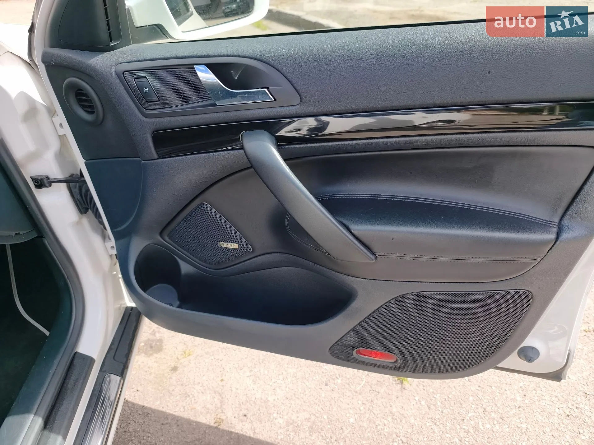 2010 Skoda Octavia - мініатюра 39