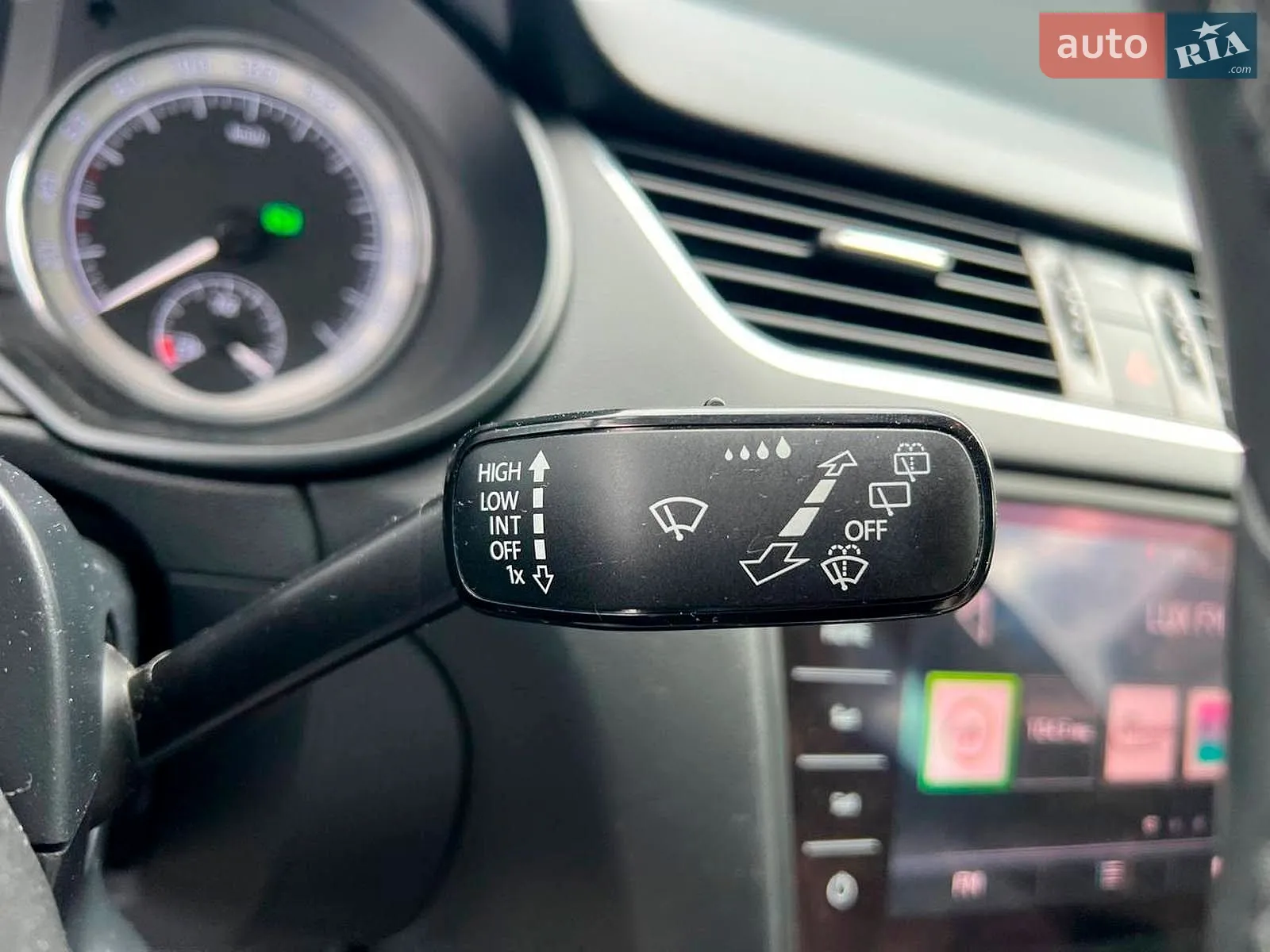 2019 Skoda Octavia - мініатюра 28