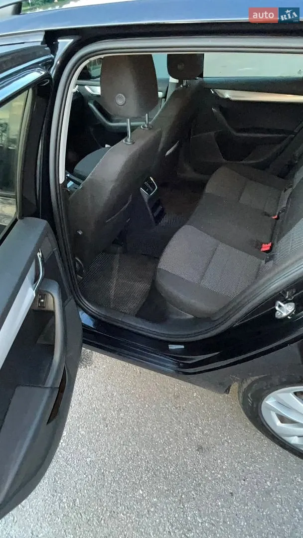 2016 Skoda Octavia - мініатюра 12