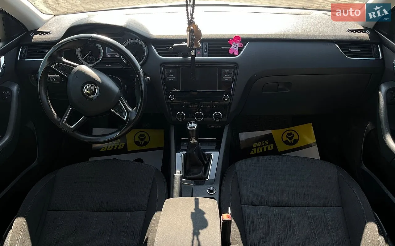 2017 Skoda Octavia - мініатюра 12
