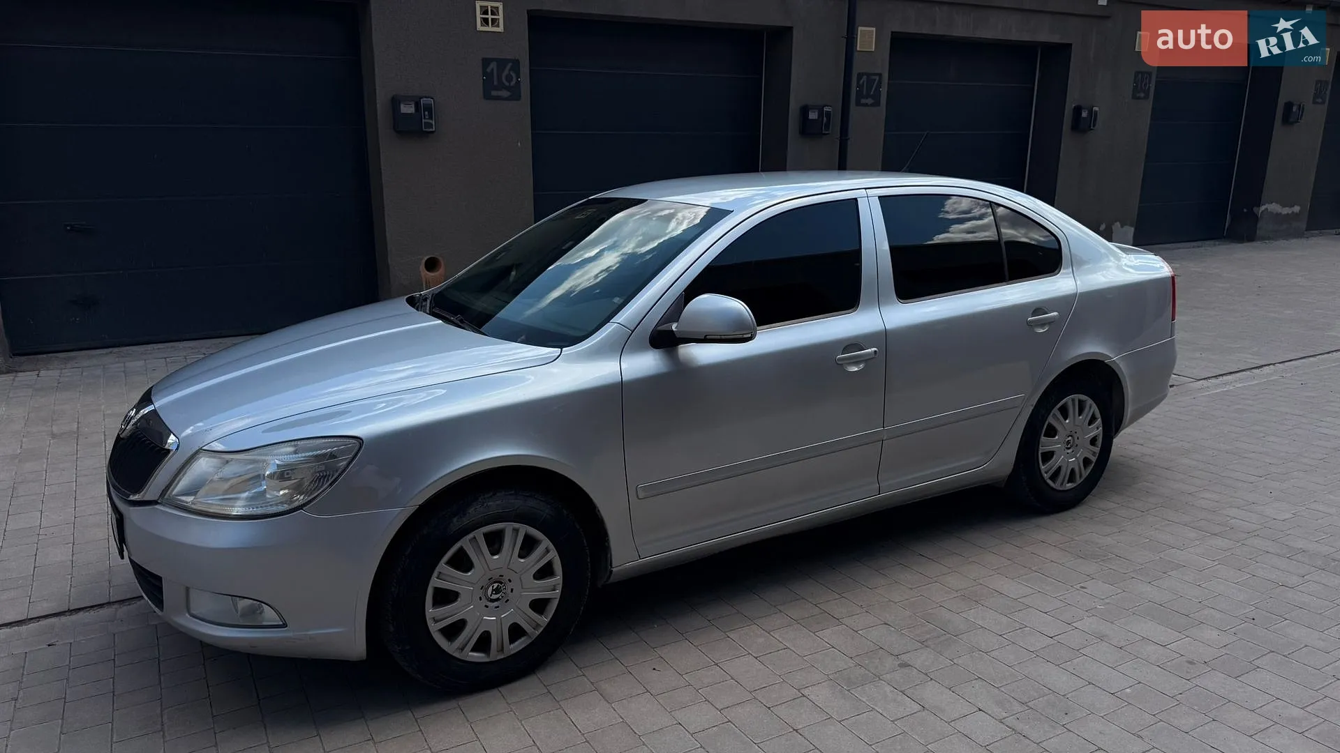 2011 Skoda Octavia - мініатюра 4