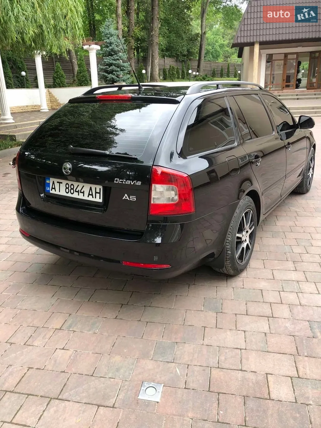 2010 Skoda Octavia - мініатюра 8