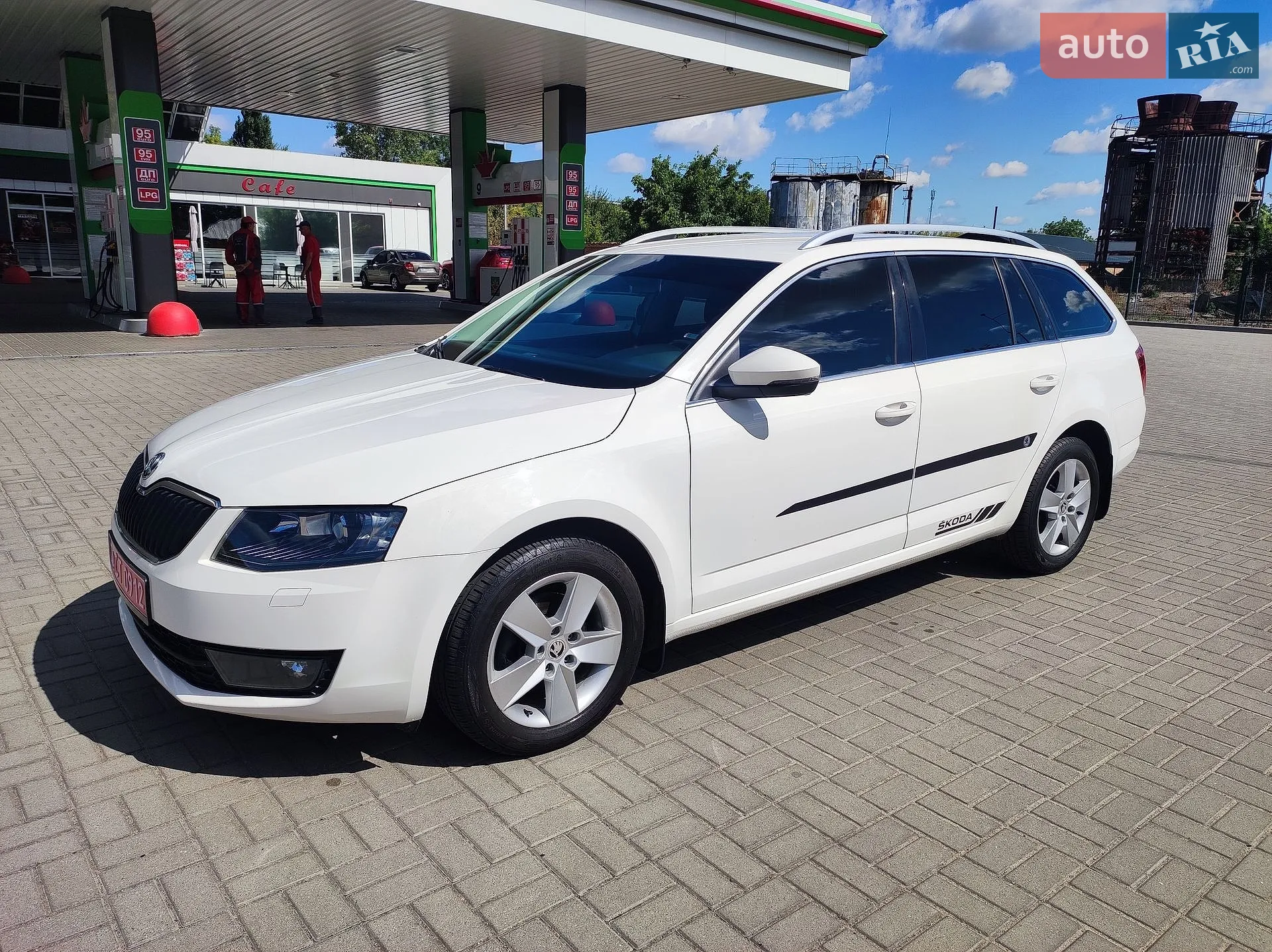 2015 Skoda Octavia - фото 1