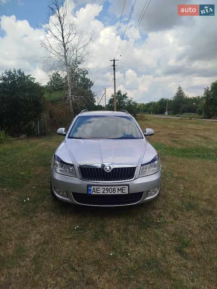 2011 Skoda Octavia - мініатюра 16