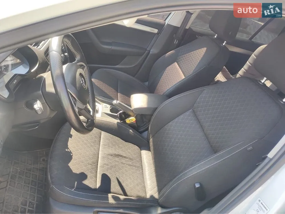 2015 Skoda Octavia - мініатюра 13