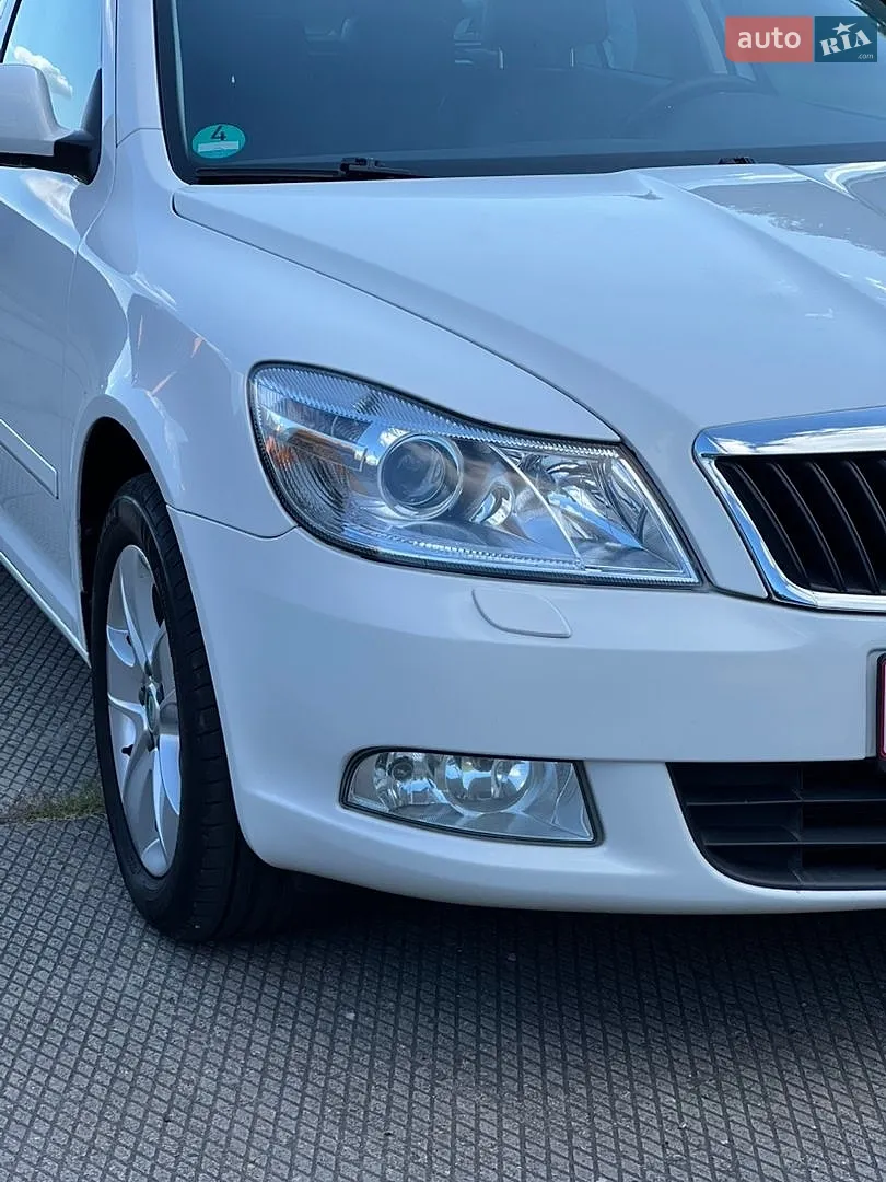 2011 Skoda Octavia - мініатюра 12