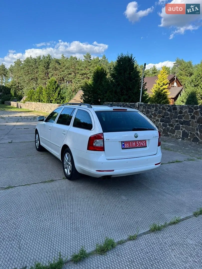 2011 Skoda Octavia - мініатюра 10