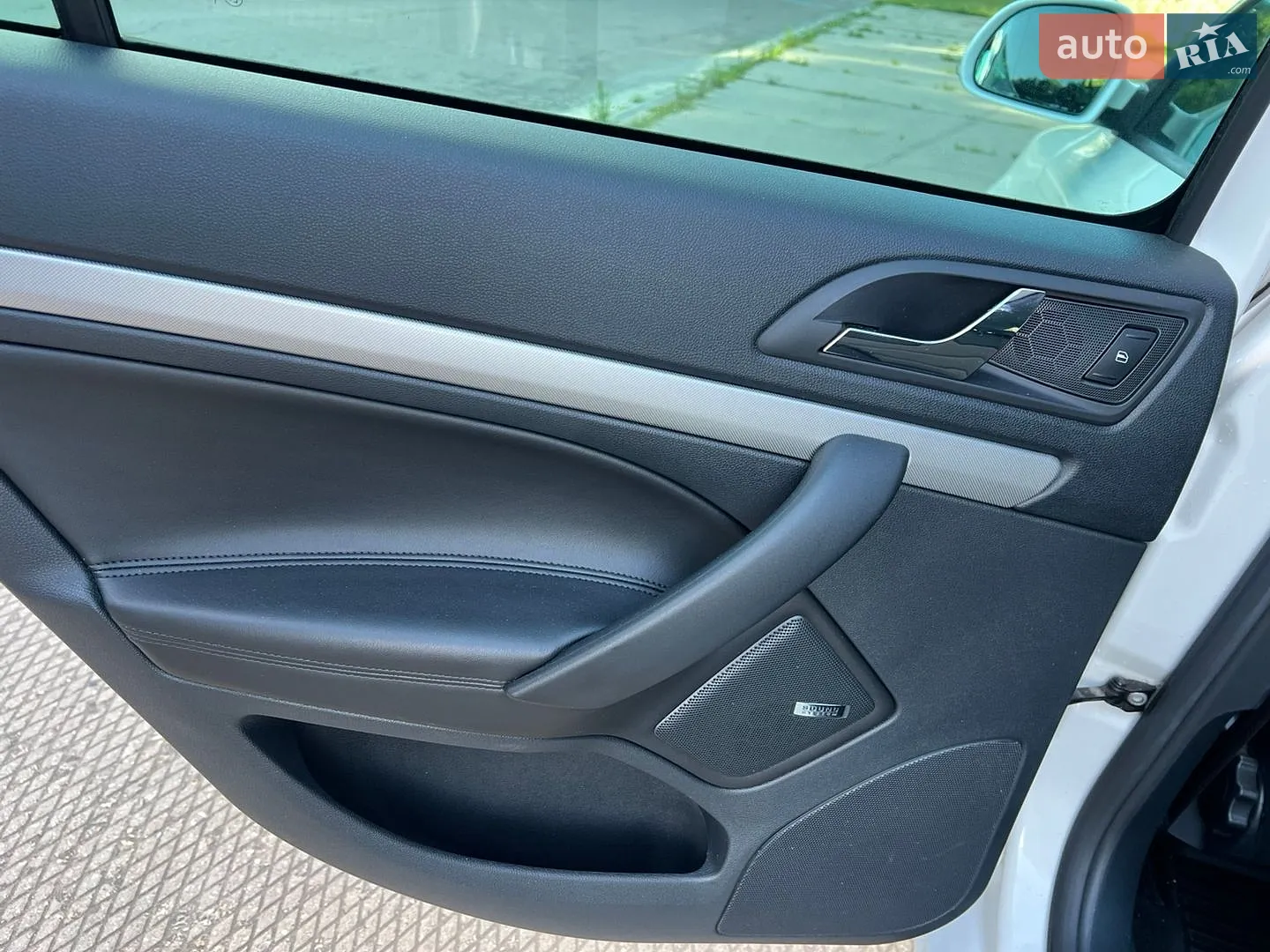2011 Skoda Octavia - мініатюра 22