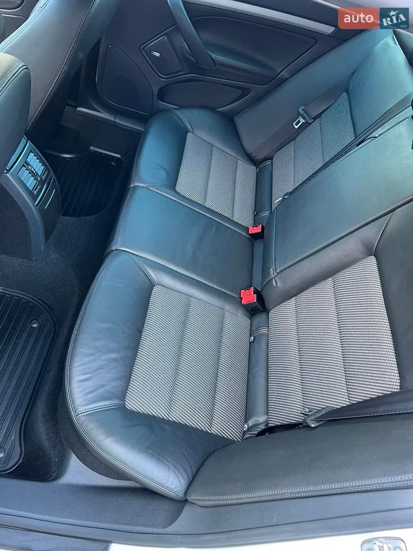 2011 Skoda Octavia - мініатюра 24