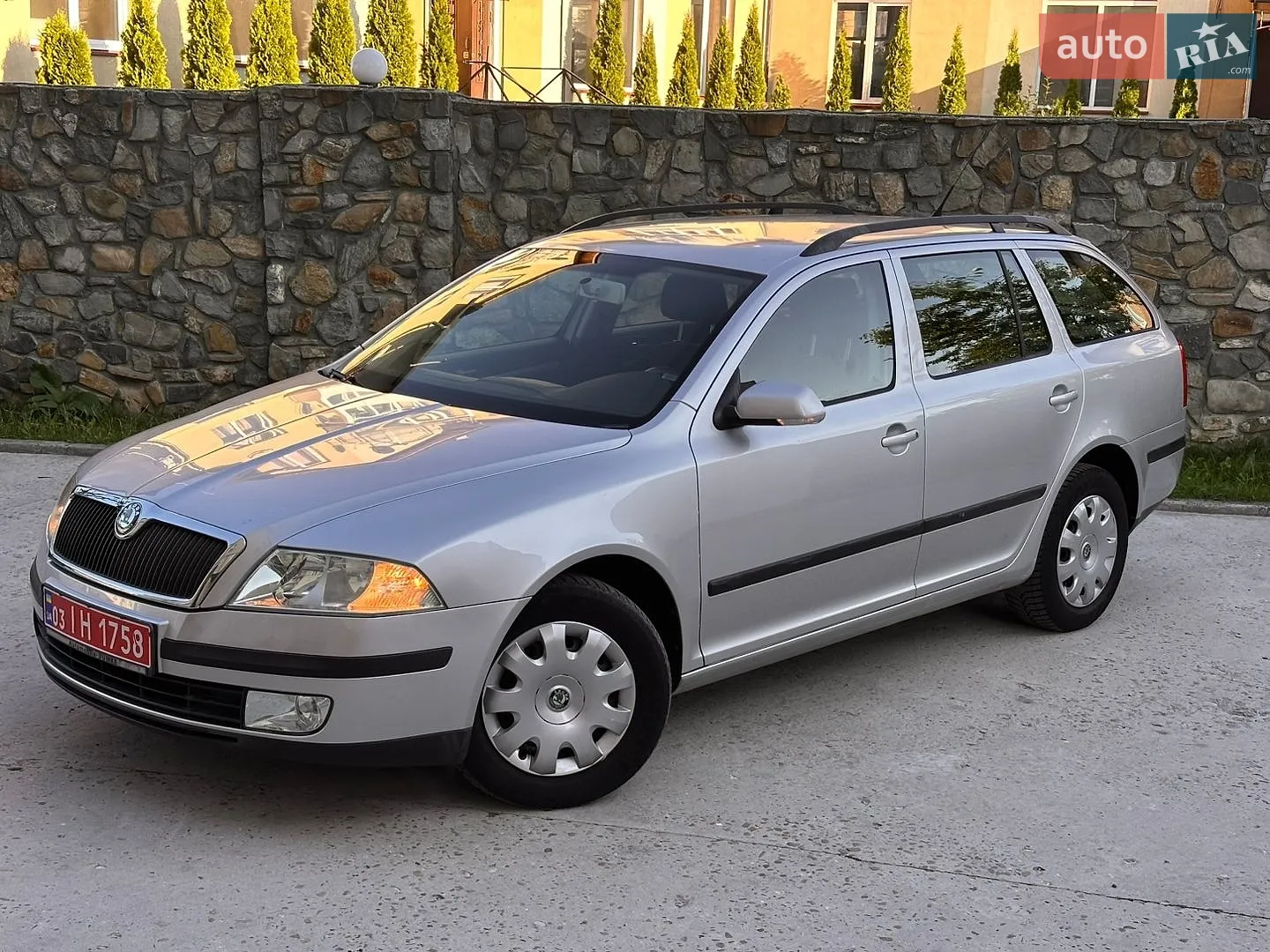 Skoda Octavia 2004 VIN TMBDC41U842911446 фото оголошення 4 з 19
