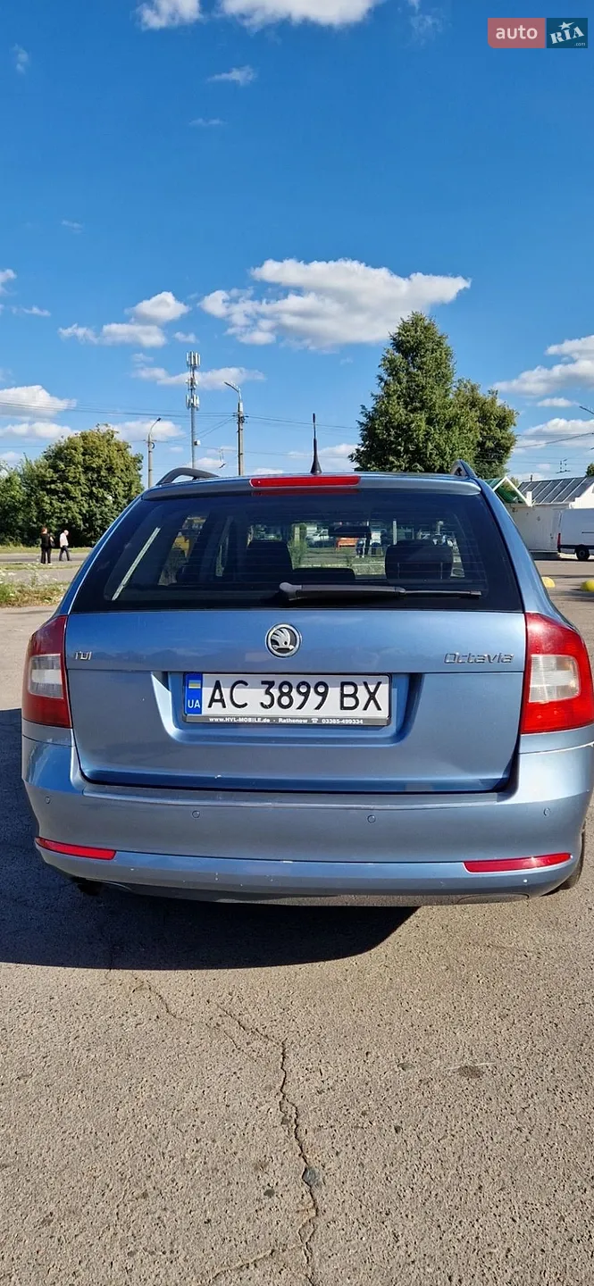 2010 Skoda Octavia - мініатюра 4