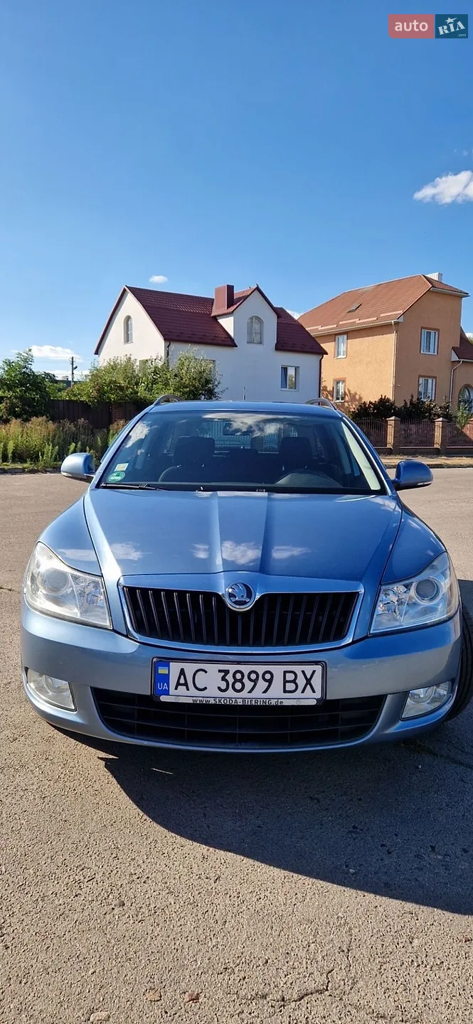 2010 Skoda Octavia - фото 1