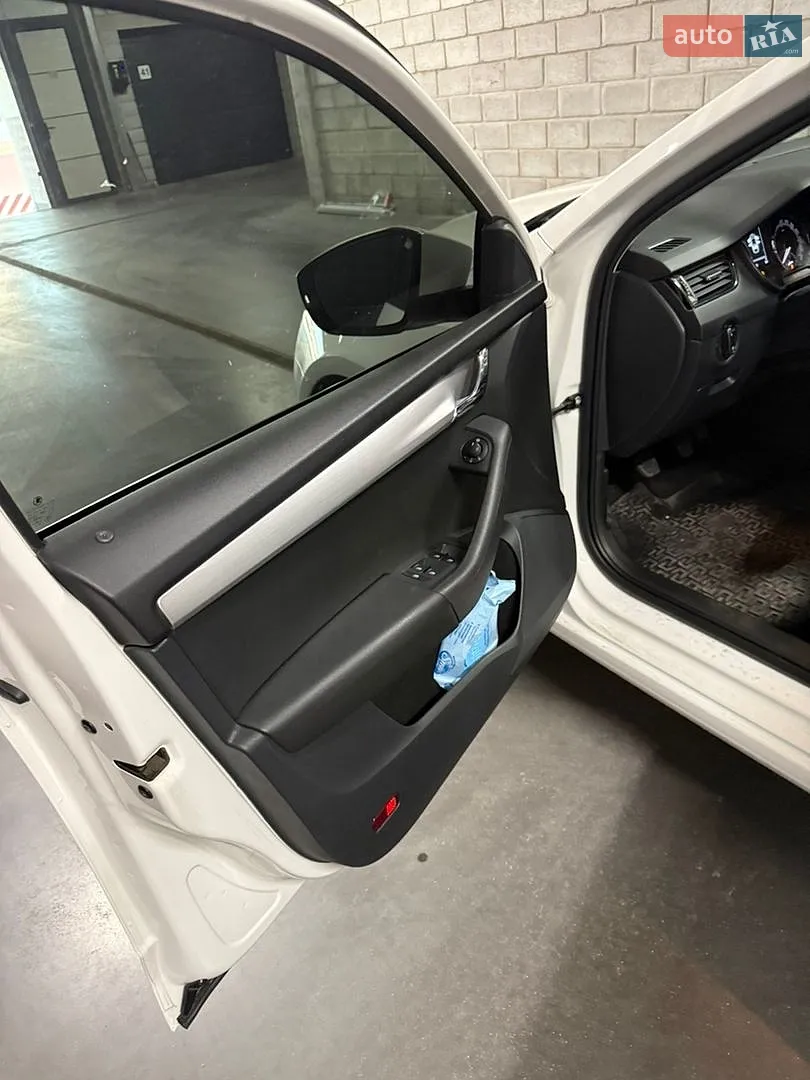 2019 Skoda Octavia - мініатюра 16