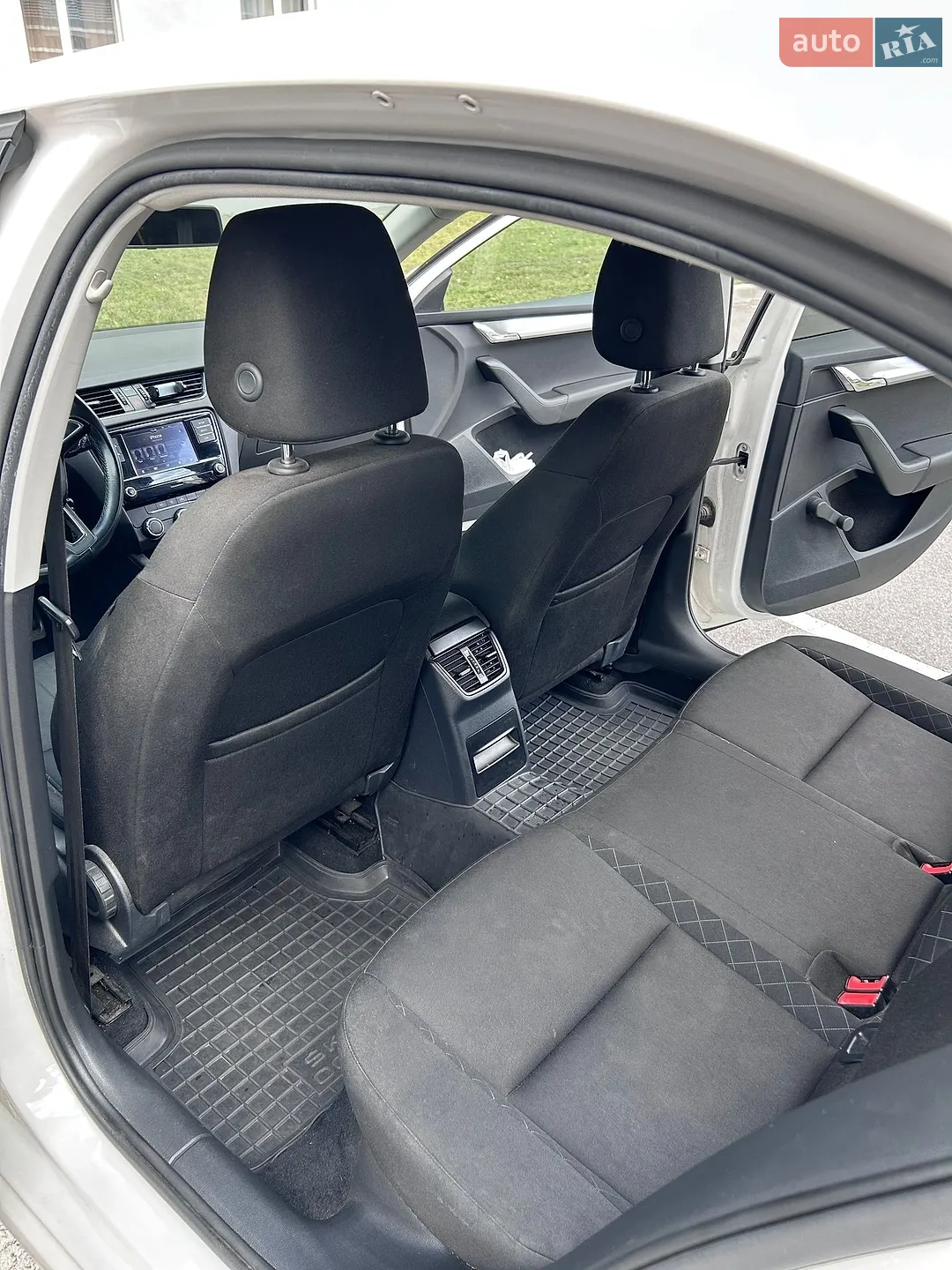 2017 Skoda Octavia - мініатюра 15